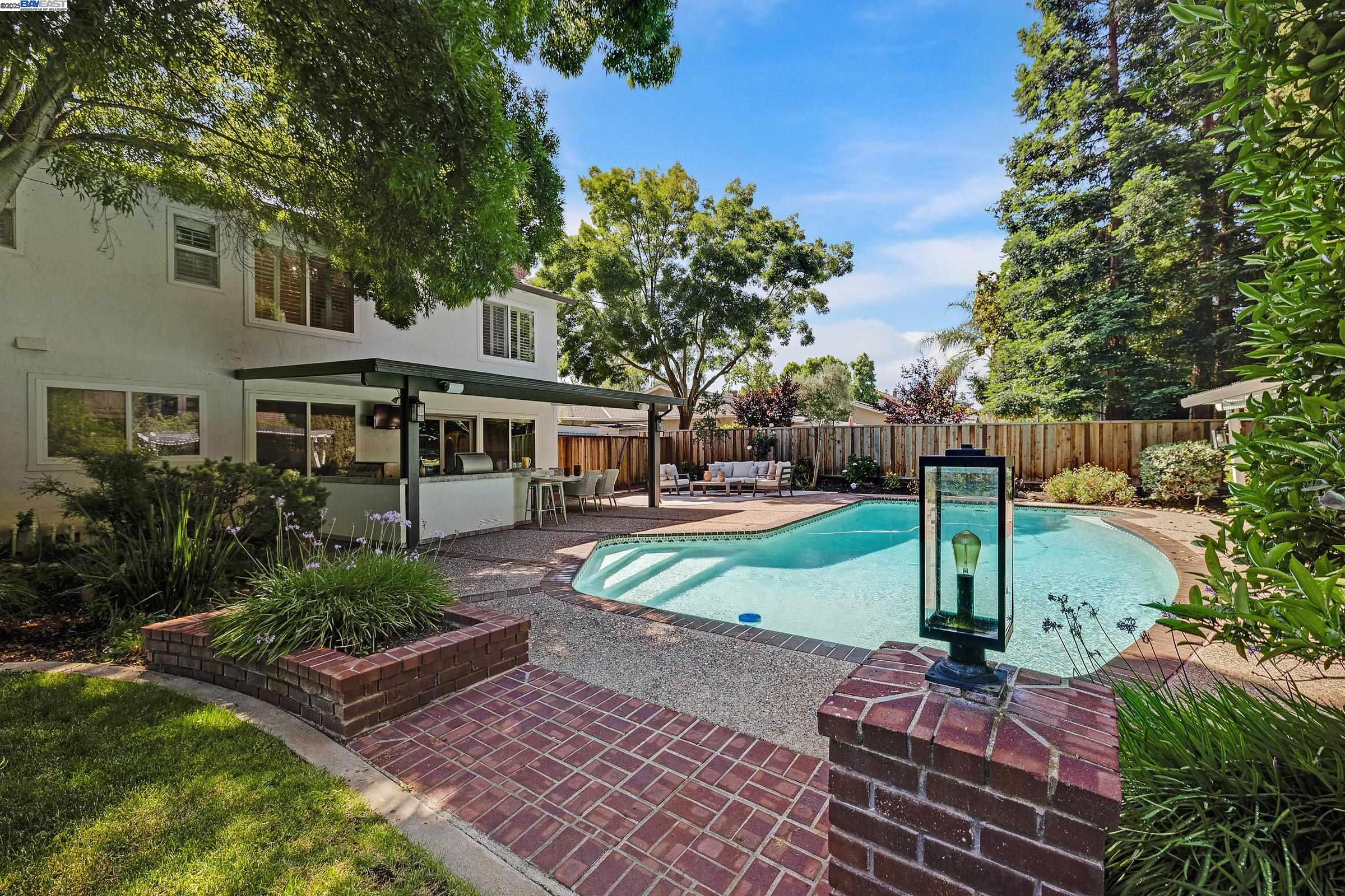 Detail Gallery Image 39 of 42 For 519 Ellesmere Dr, Walnut Creek,  CA 94598 - 5 Beds | 3 Baths