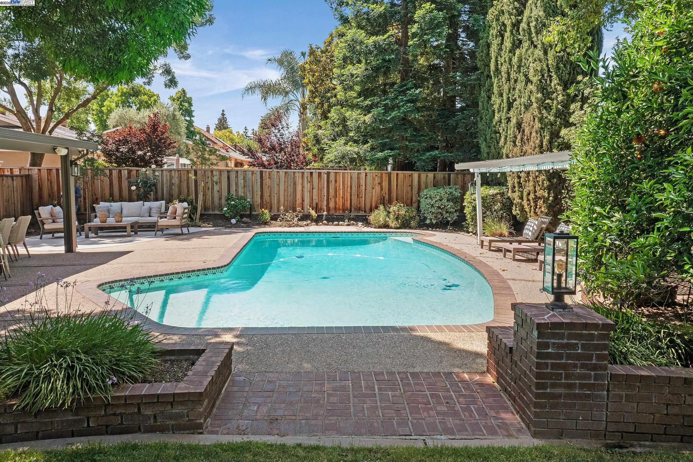 Detail Gallery Image 42 of 42 For 519 Ellesmere Dr, Walnut Creek,  CA 94598 - 5 Beds | 3 Baths