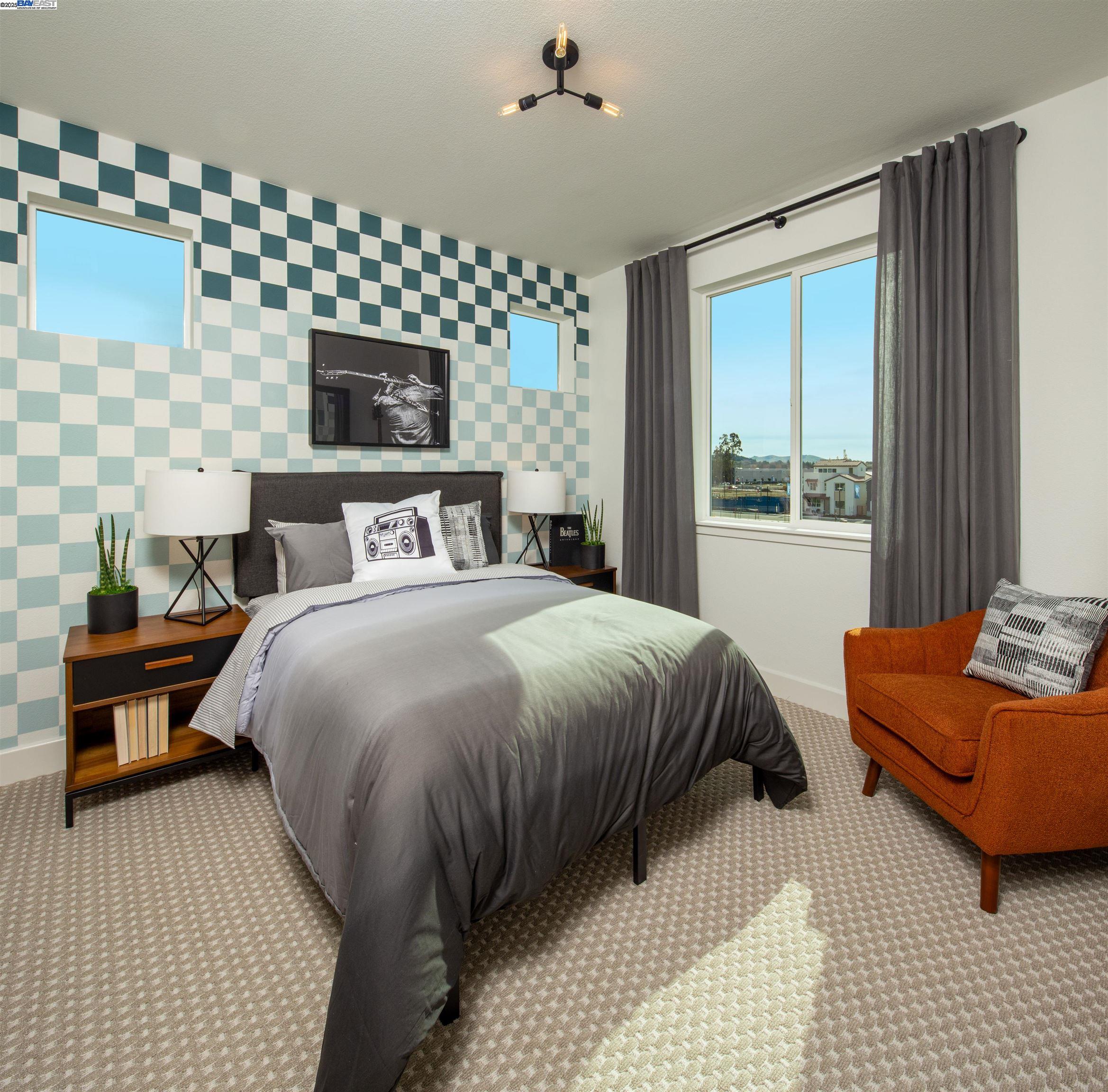 Detail Gallery Image 13 of 15 For 114 Compass Drive, Napa,  CA 94558 - 4 Beds | 3/1 Baths