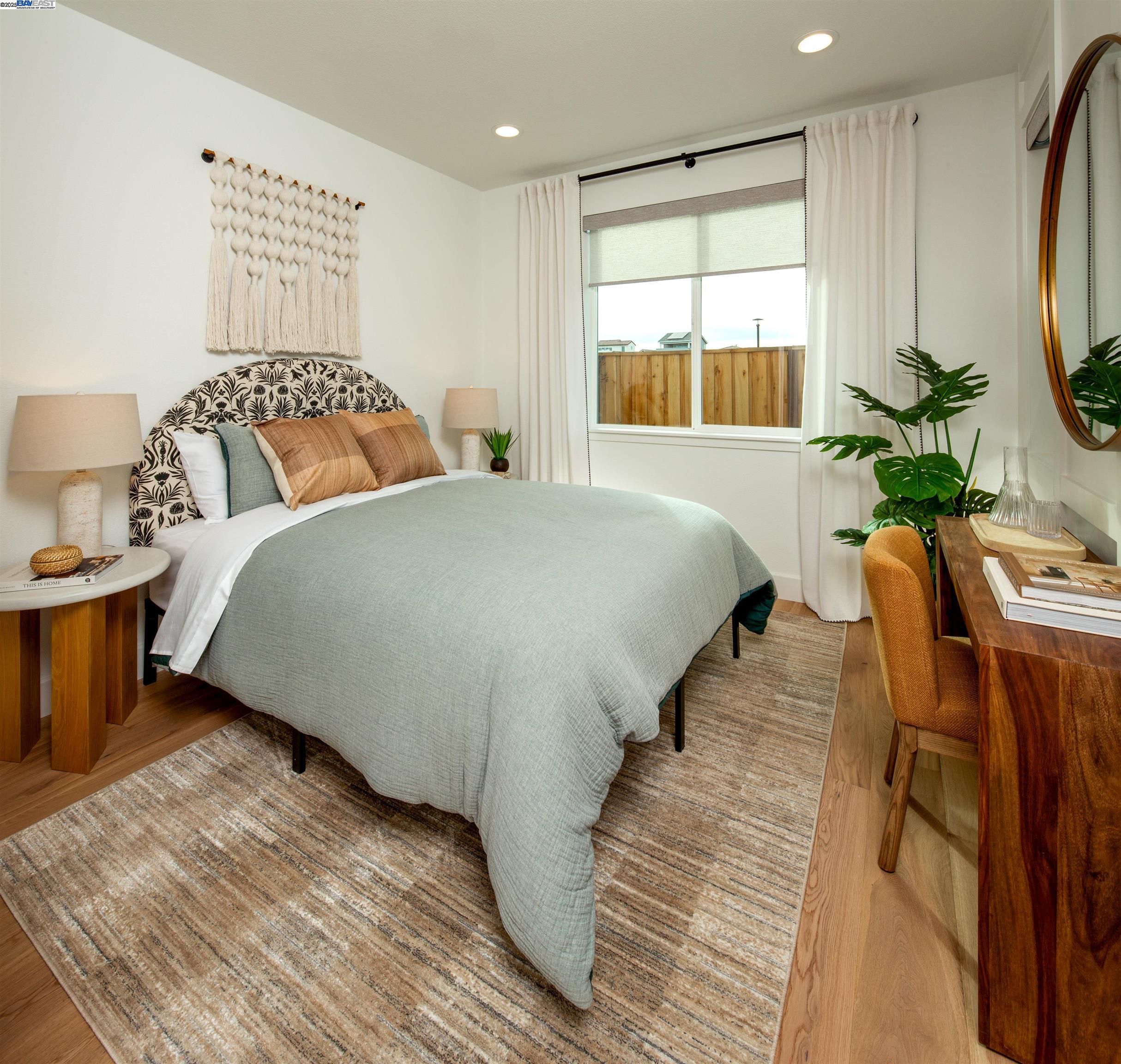 Detail Gallery Image 4 of 15 For 114 Compass Drive, Napa,  CA 94558 - 4 Beds | 3/1 Baths