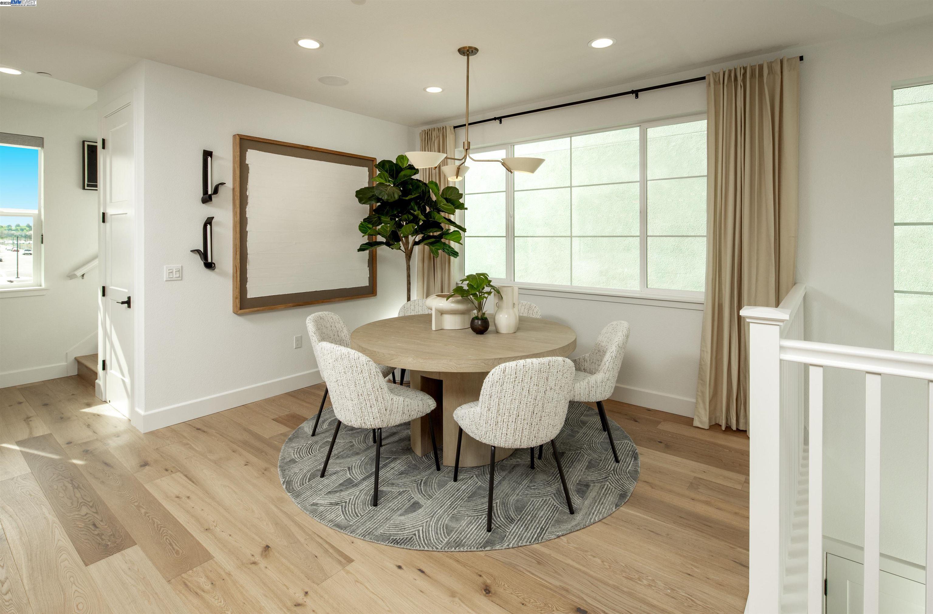 Detail Gallery Image 10 of 15 For 114 Compass Drive, Napa,  CA 94558 - 4 Beds | 3/1 Baths