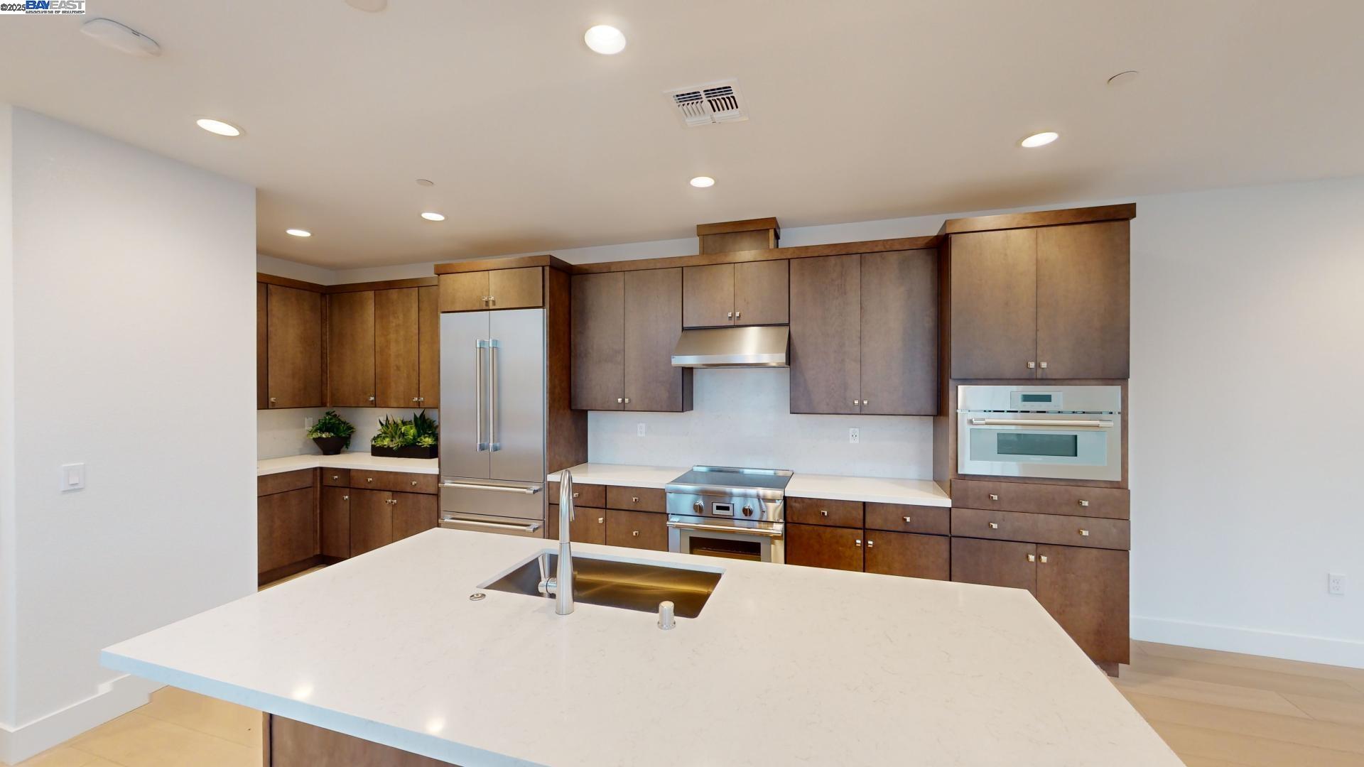 Detail Gallery Image 18 of 29 For 101 Ripple Way #1704,  Napa,  CA 94558 - 4 Beds | 3 Baths
