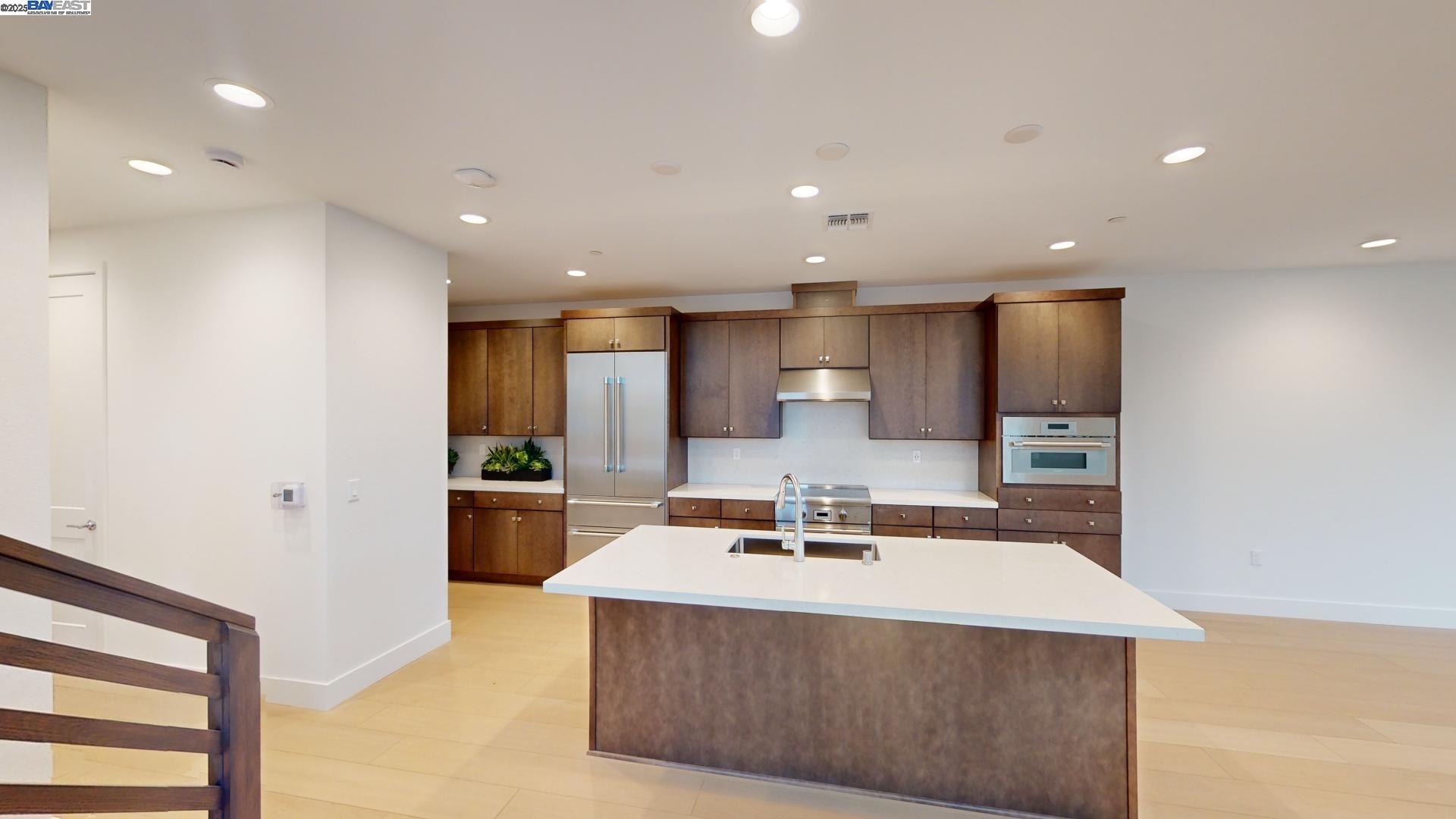 Detail Gallery Image 19 of 29 For 101 Ripple Way #1704,  Napa,  CA 94558 - 4 Beds | 3 Baths