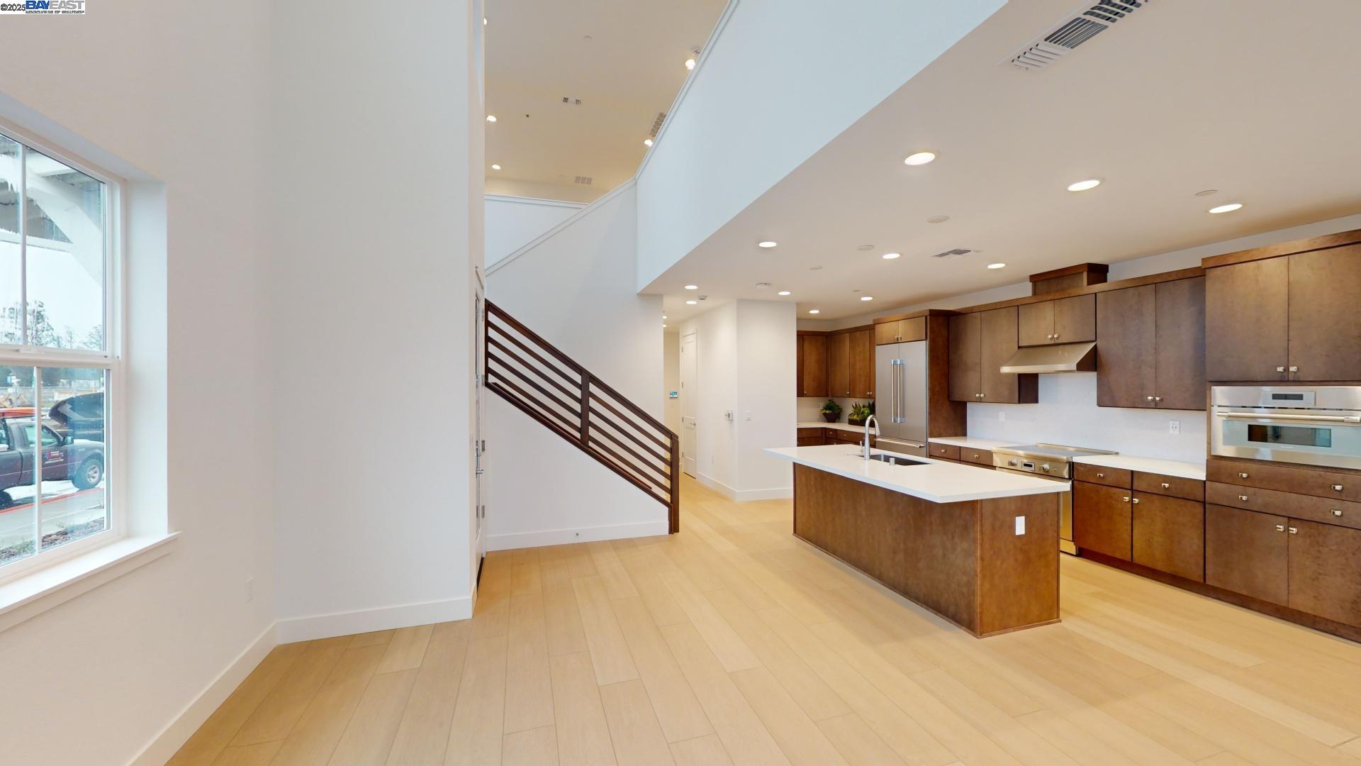Detail Gallery Image 22 of 29 For 101 Ripple Way #1704,  Napa,  CA 94558 - 4 Beds | 3 Baths