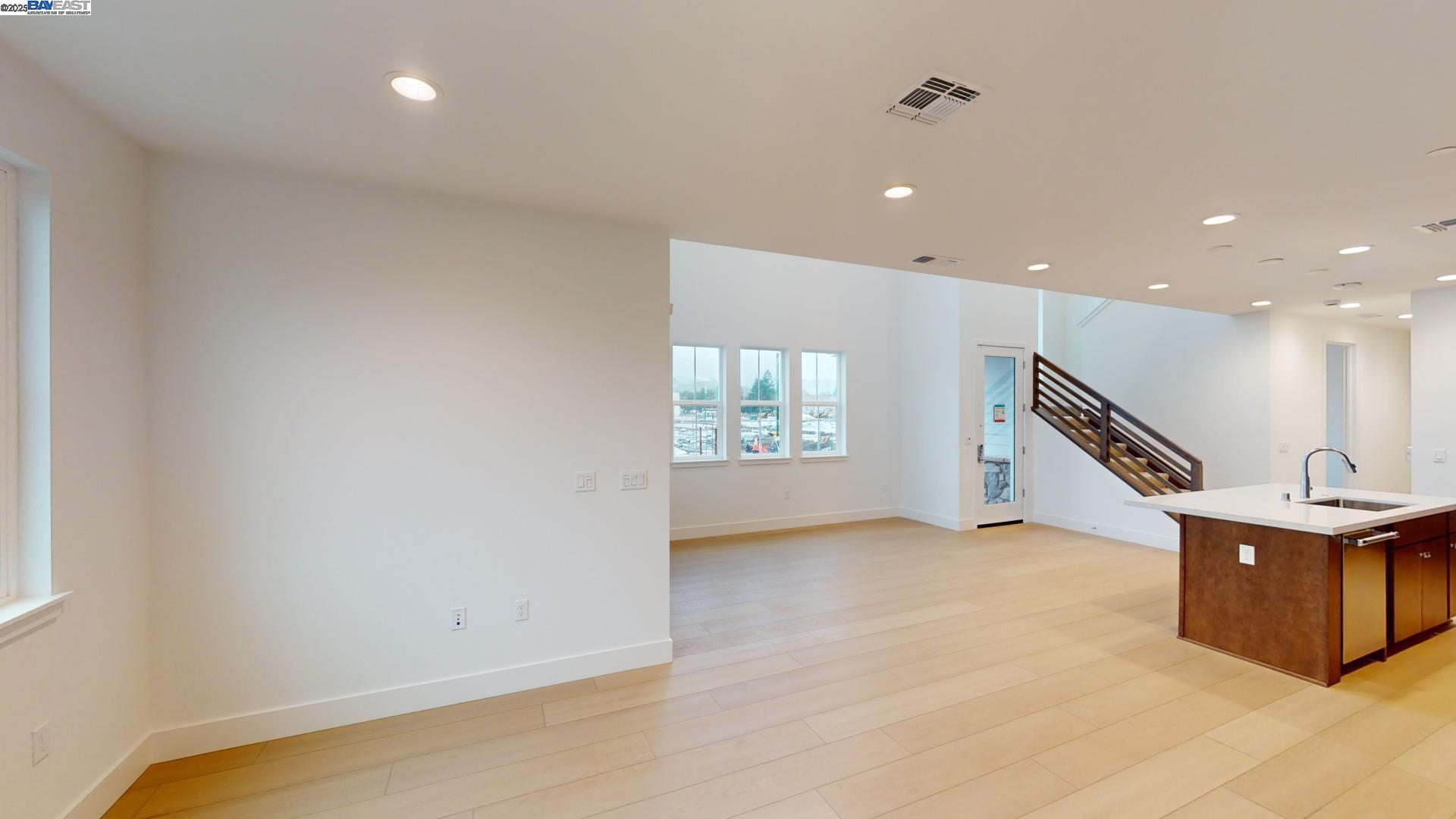 Detail Gallery Image 25 of 29 For 101 Ripple Way #1704,  Napa,  CA 94558 - 4 Beds | 3 Baths