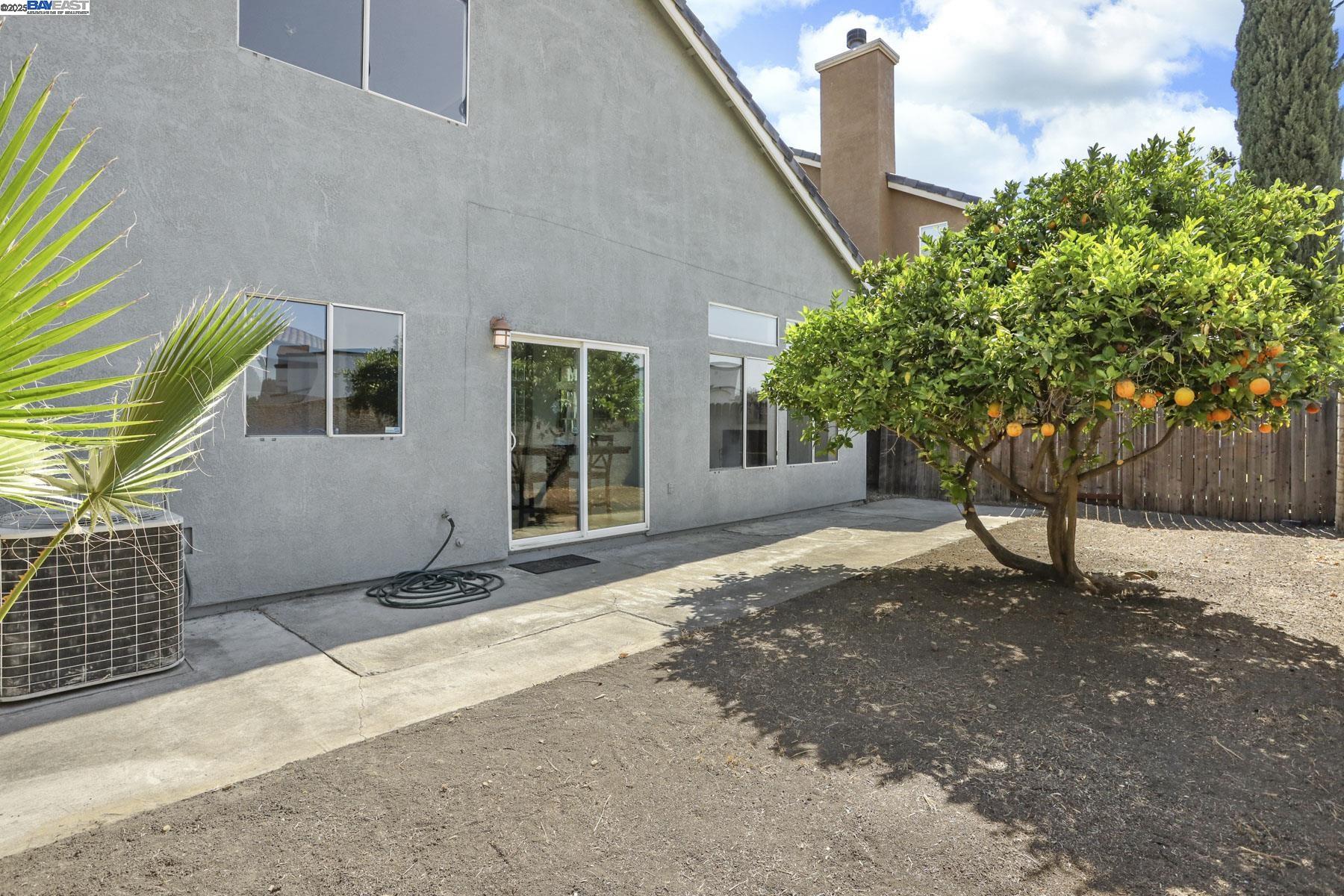 Detail Gallery Image 41 of 45 For 1830 Laurelgrove Ln, Tracy,  CA 95376 - 3 Beds | 2/1 Baths