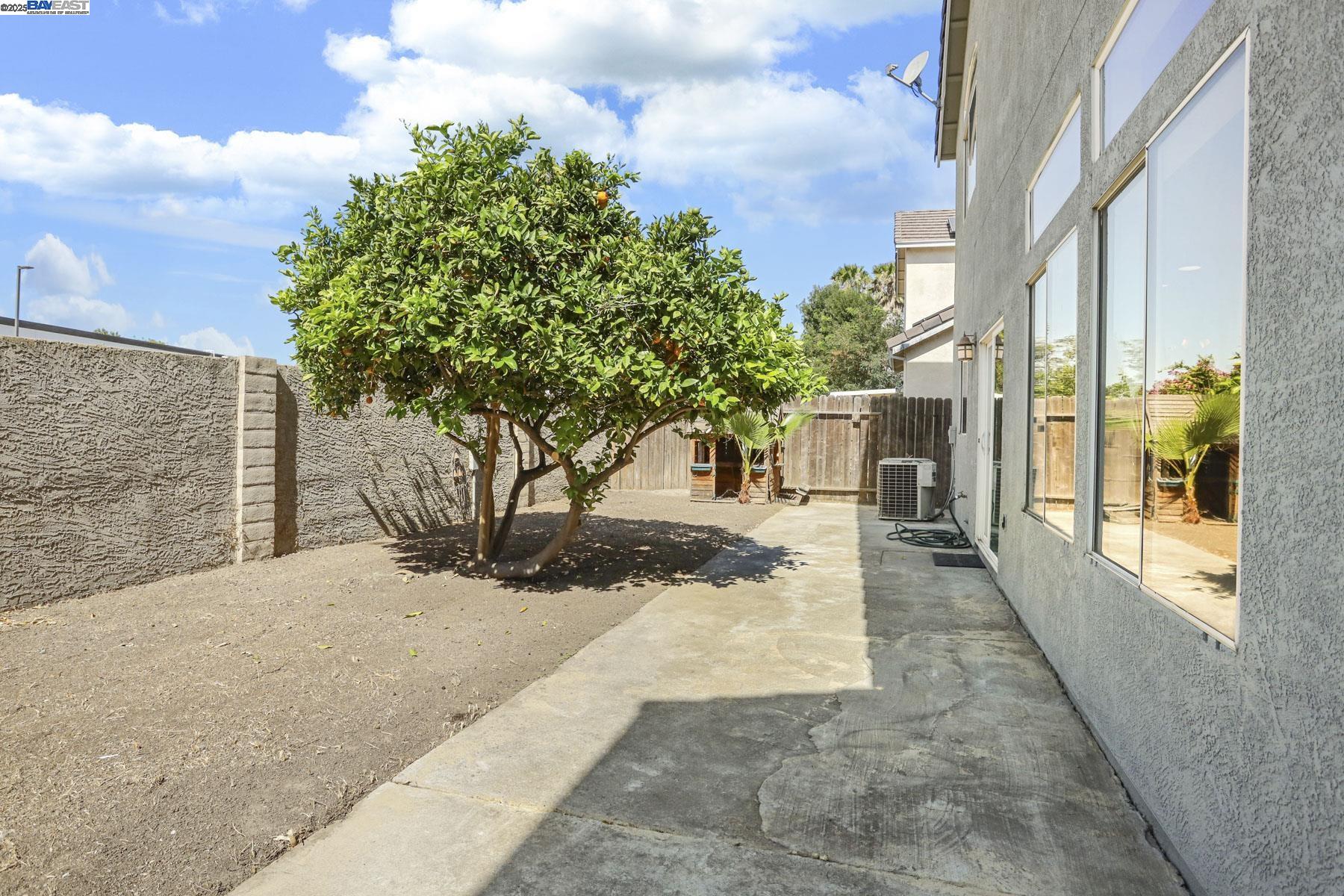 Detail Gallery Image 43 of 45 For 1830 Laurelgrove Ln, Tracy,  CA 95376 - 3 Beds | 2/1 Baths