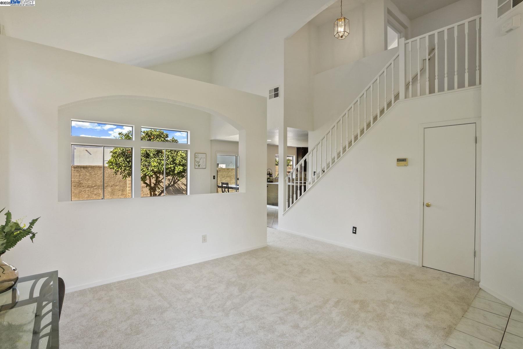 Detail Gallery Image 10 of 45 For 1830 Laurelgrove Ln, Tracy,  CA 95376 - 3 Beds | 2/1 Baths
