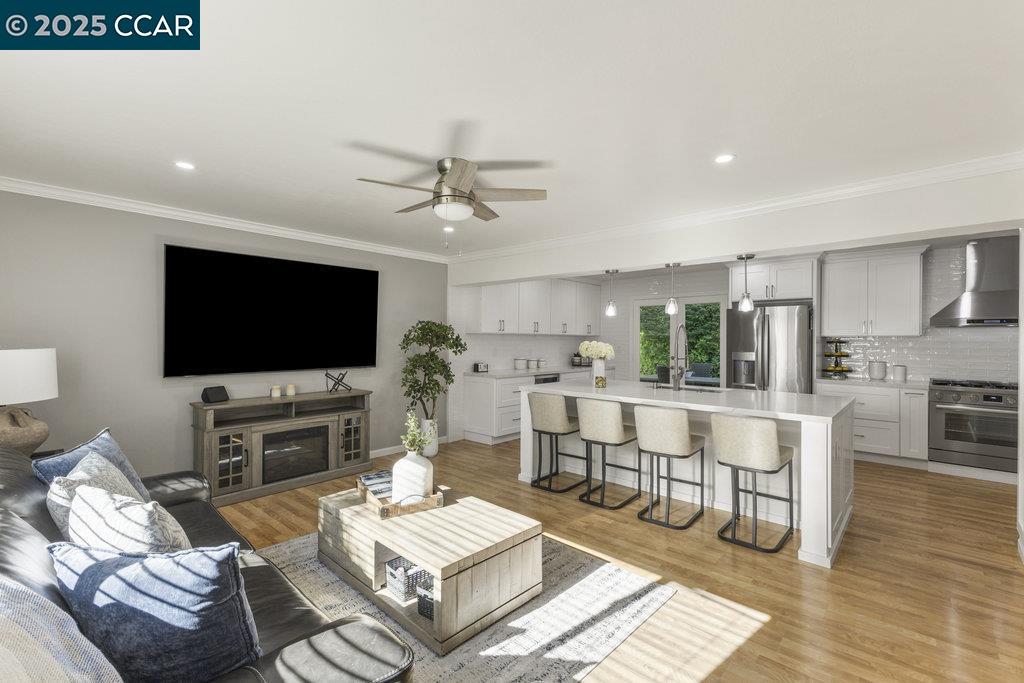 Detail Gallery Image 11 of 49 For 1666 Green Valley, Danville,  CA 94526 - 3 Beds | 2/1 Baths