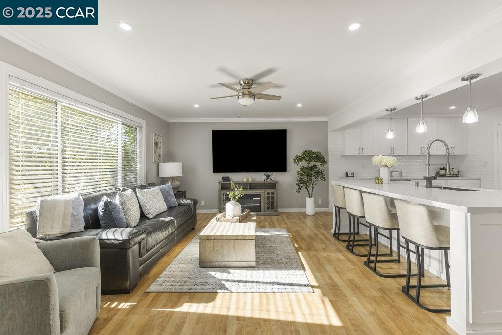 Detail Gallery Image 9 of 49 For 1666 Green Valley, Danville,  CA 94526 - 3 Beds | 2/1 Baths