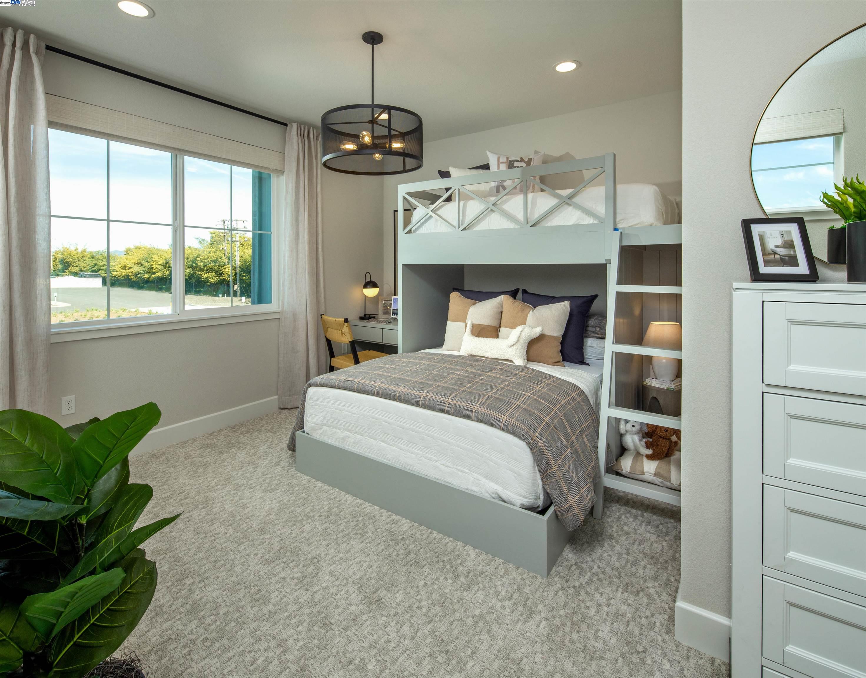 Detail Gallery Image 16 of 20 For 119 Compass Drive #1803,  Napa,  CA 94558 - 4 Beds | 2/1 Baths