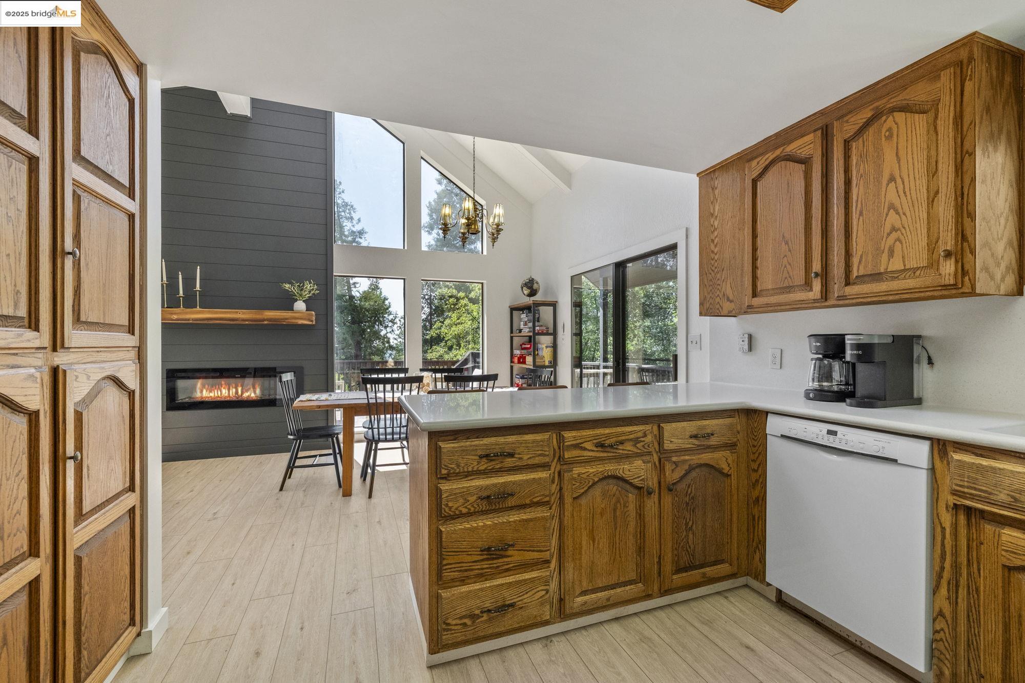 Detail Gallery Image 11 of 44 For 22296 Ponderosa Dr, Twain Harte,  CA 95383 - 3 Beds | 2 Baths