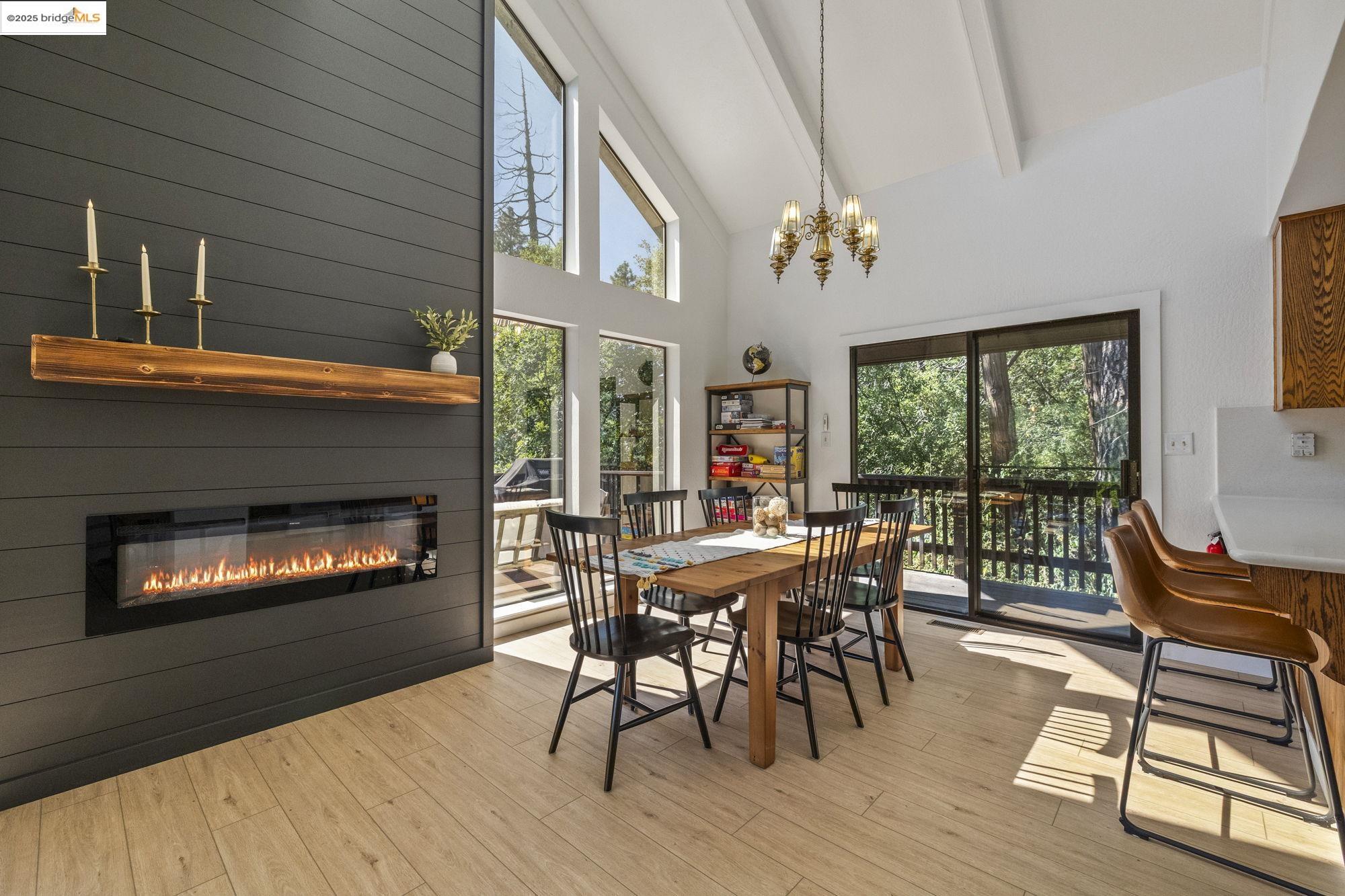 Detail Gallery Image 5 of 44 For 22296 Ponderosa Dr, Twain Harte,  CA 95383 - 3 Beds | 2 Baths