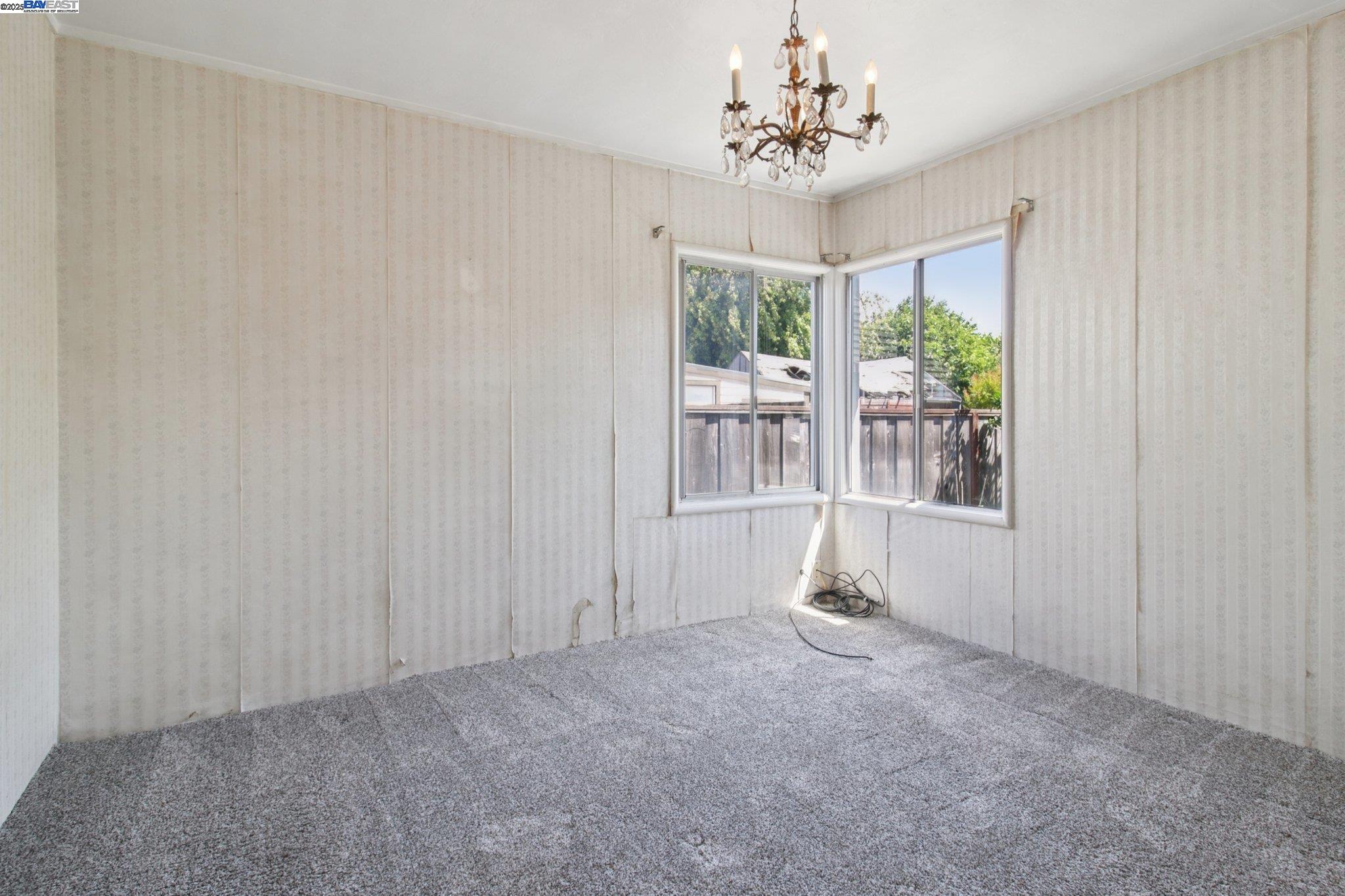 Detail Gallery Image 22 of 42 For 151 Central Ave, Alameda,  CA 94501 - 3 Beds | 1 Baths