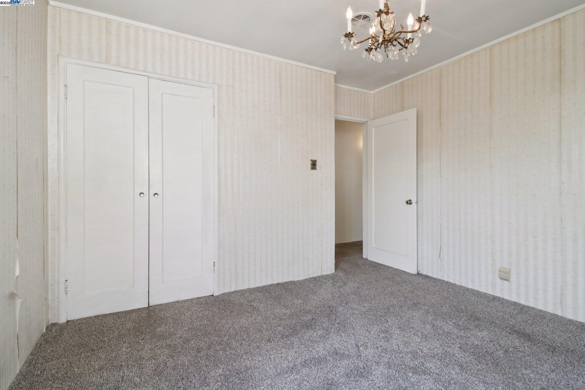 Detail Gallery Image 24 of 42 For 151 Central Ave, Alameda,  CA 94501 - 3 Beds | 1 Baths