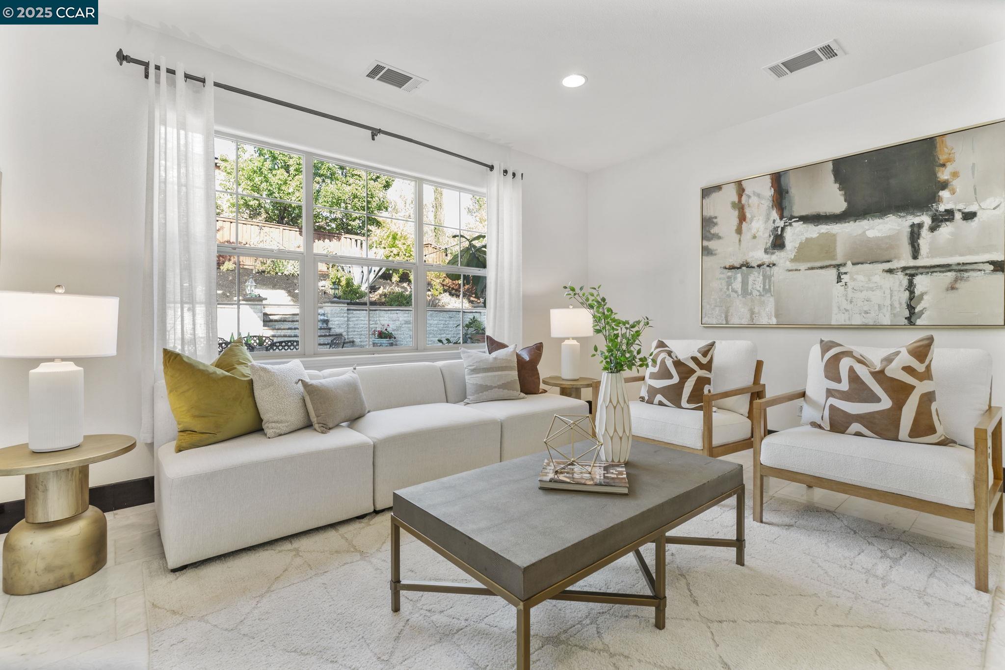Detail Gallery Image 11 of 60 For 7509 Balmoral Way, San Ramon,  CA 94582 - 7 Beds | 5 Baths