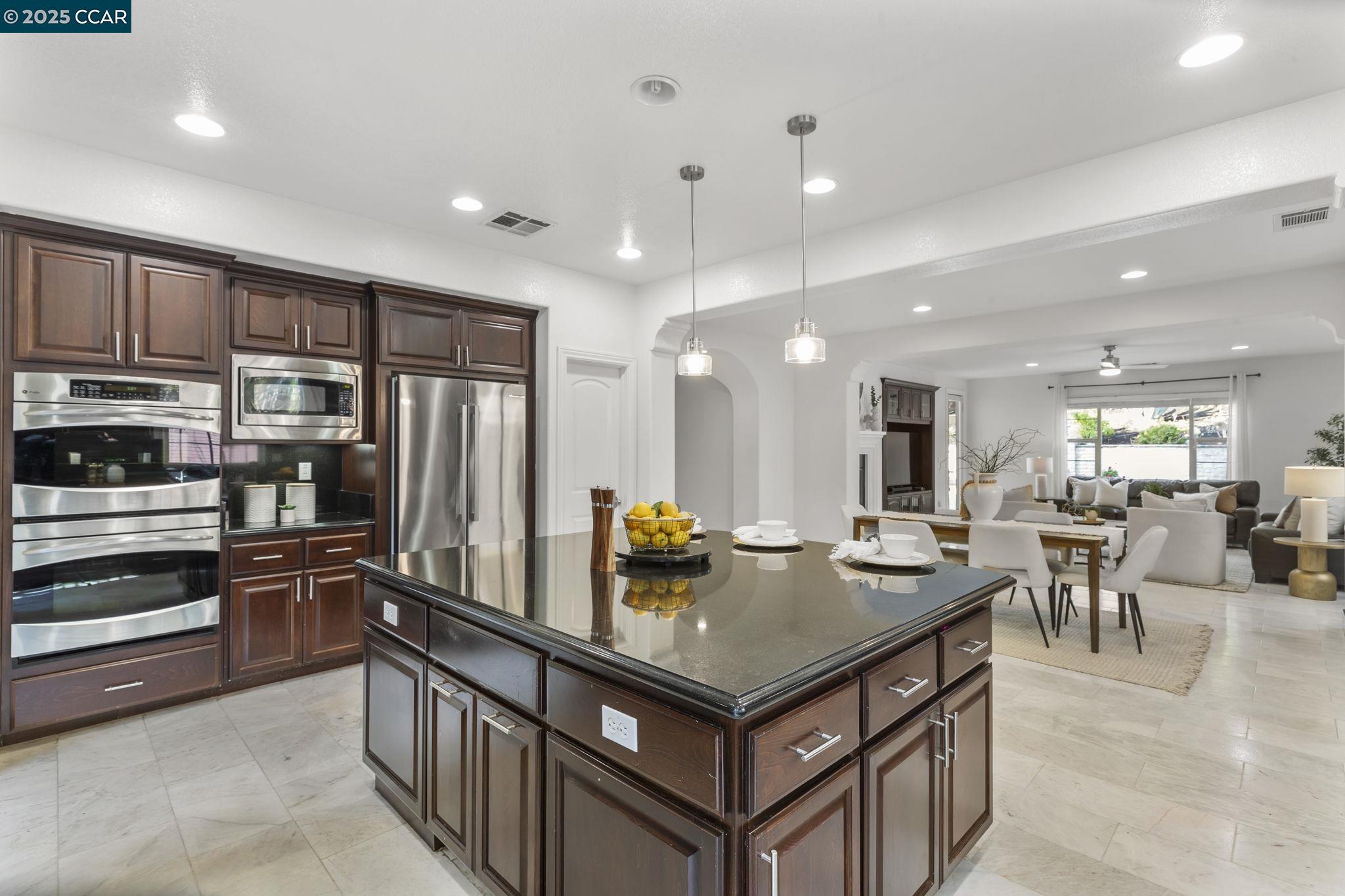 Detail Gallery Image 18 of 60 For 7509 Balmoral Way, San Ramon,  CA 94582 - 7 Beds | 5 Baths