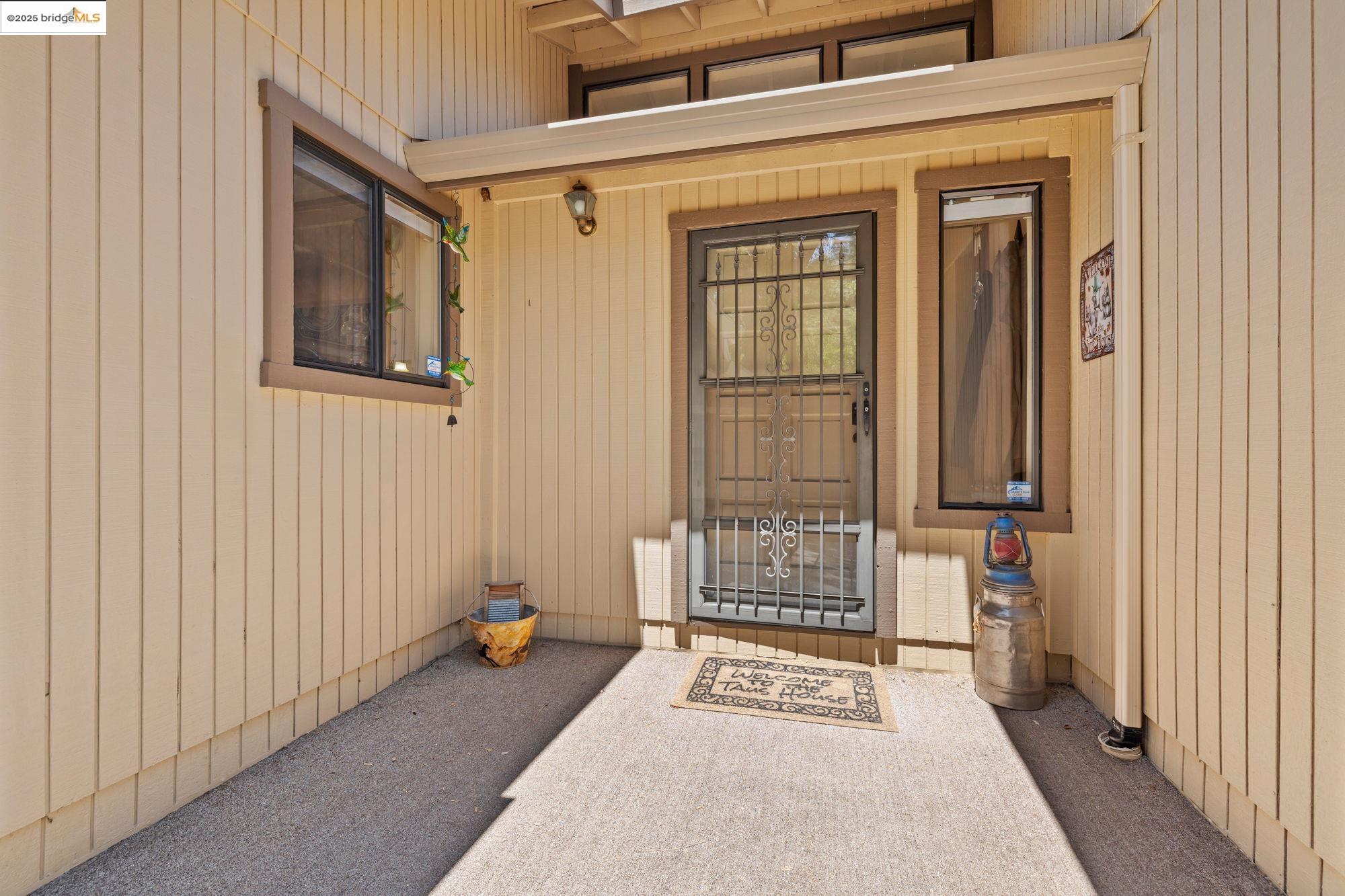 Detail Gallery Image 4 of 60 For 13048 Jackson Mill Dr, Groveland,  CA 95321 - 3 Beds | 2 Baths