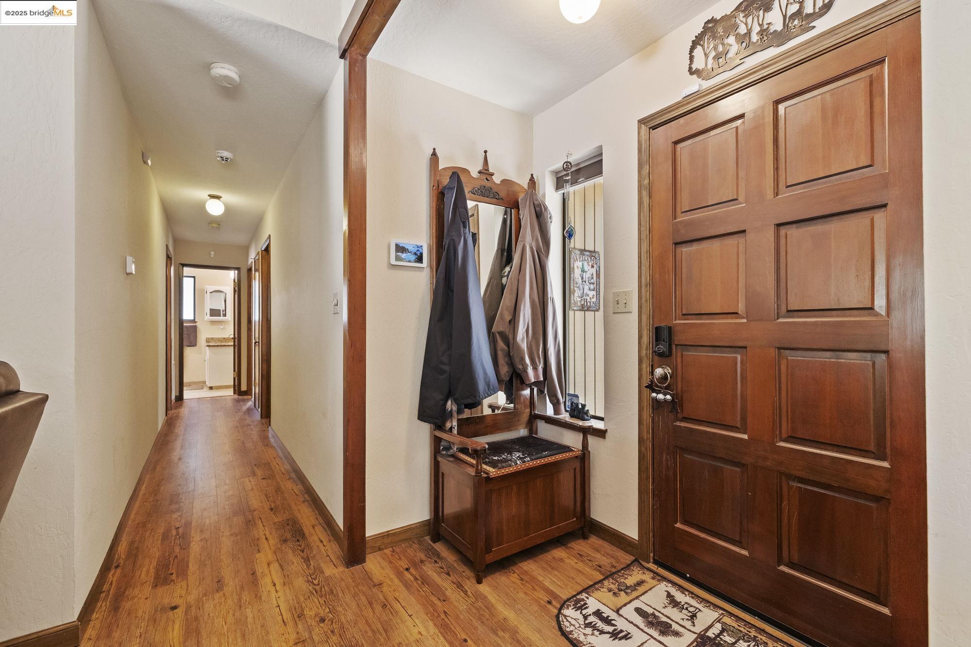 Detail Gallery Image 5 of 60 For 13048 Jackson Mill Dr, Groveland,  CA 95321 - 3 Beds | 2 Baths