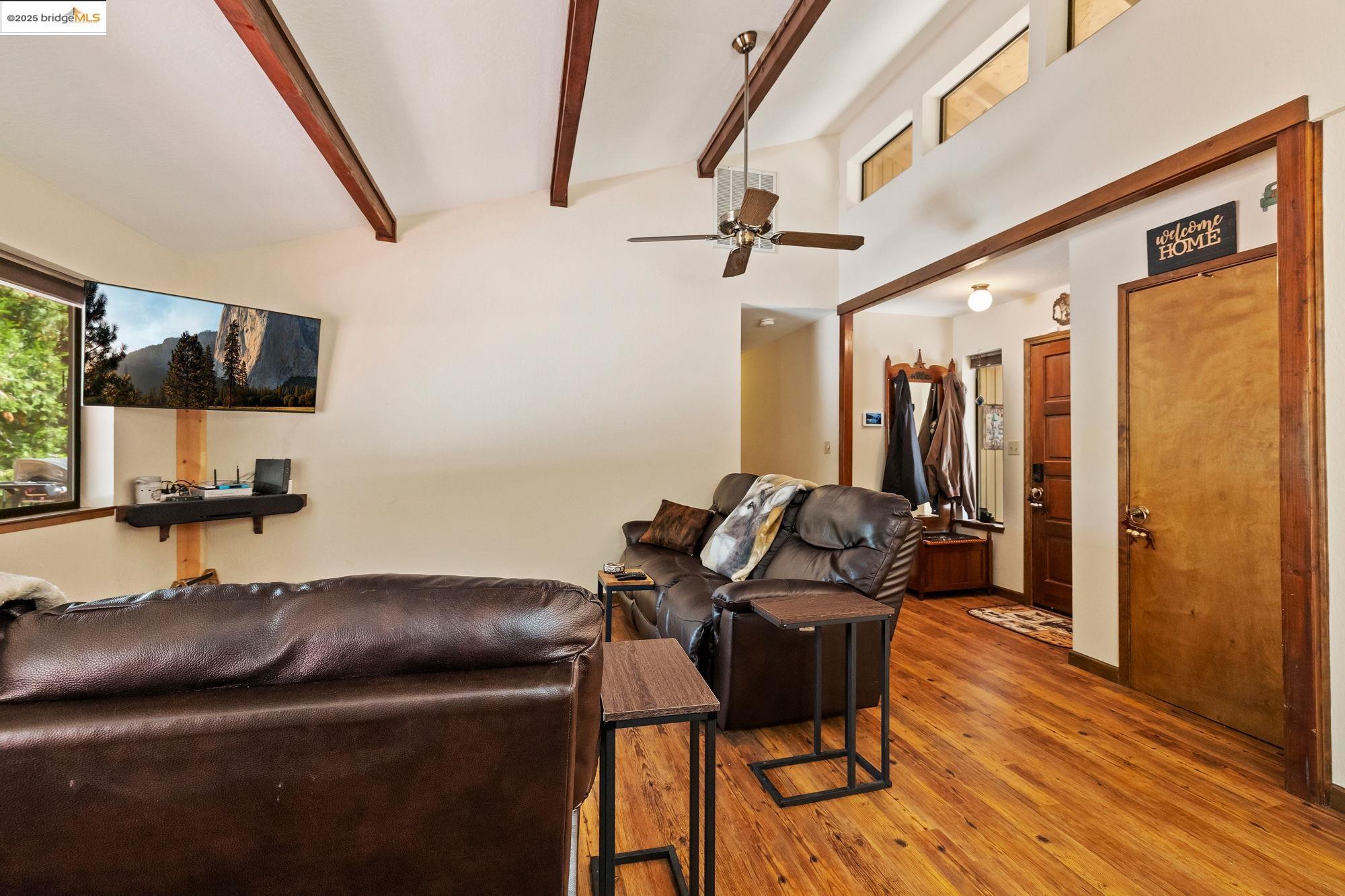 Detail Gallery Image 8 of 60 For 13048 Jackson Mill Dr, Groveland,  CA 95321 - 3 Beds | 2 Baths
