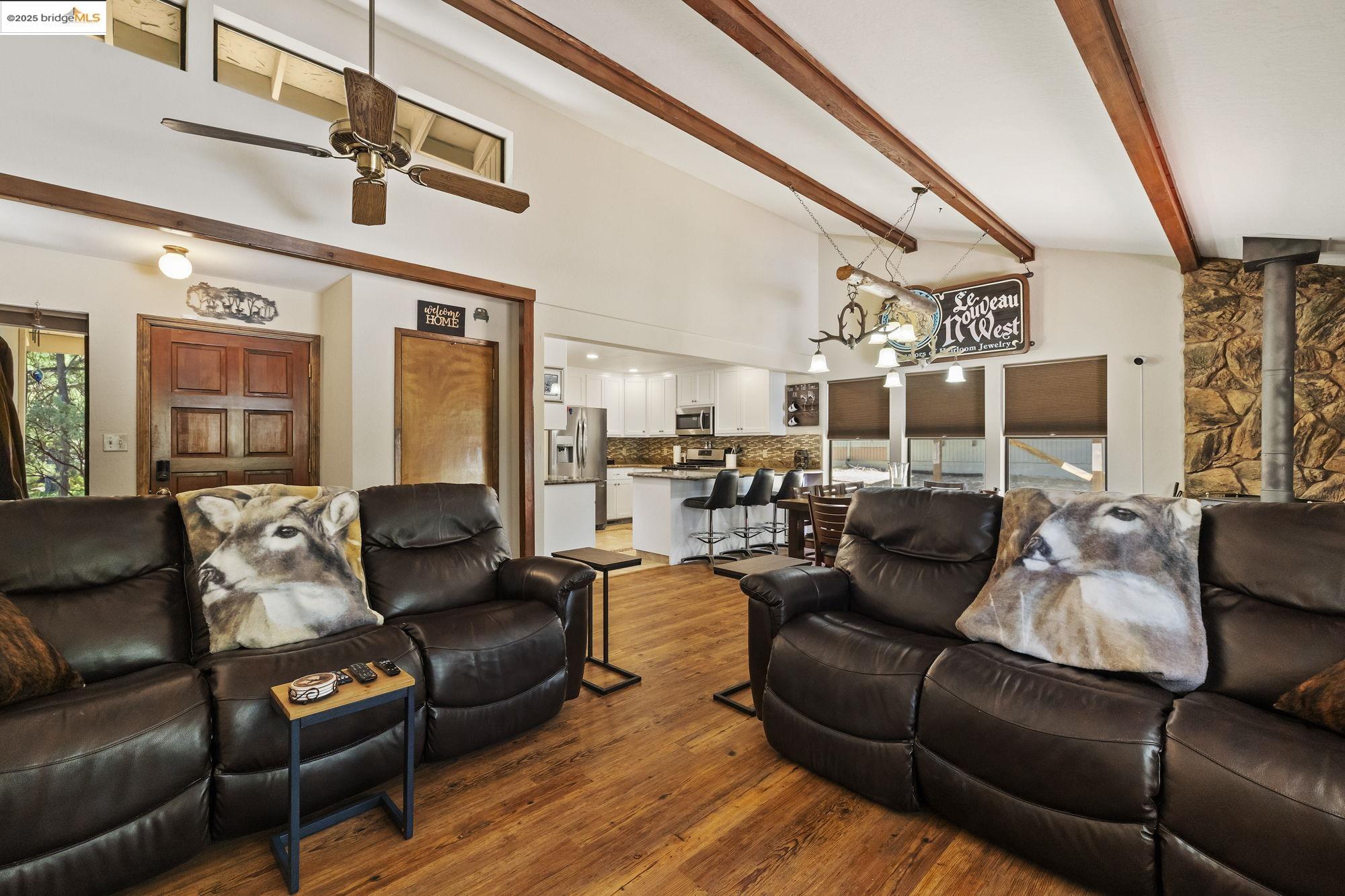Detail Gallery Image 9 of 60 For 13048 Jackson Mill Dr, Groveland,  CA 95321 - 3 Beds | 2 Baths