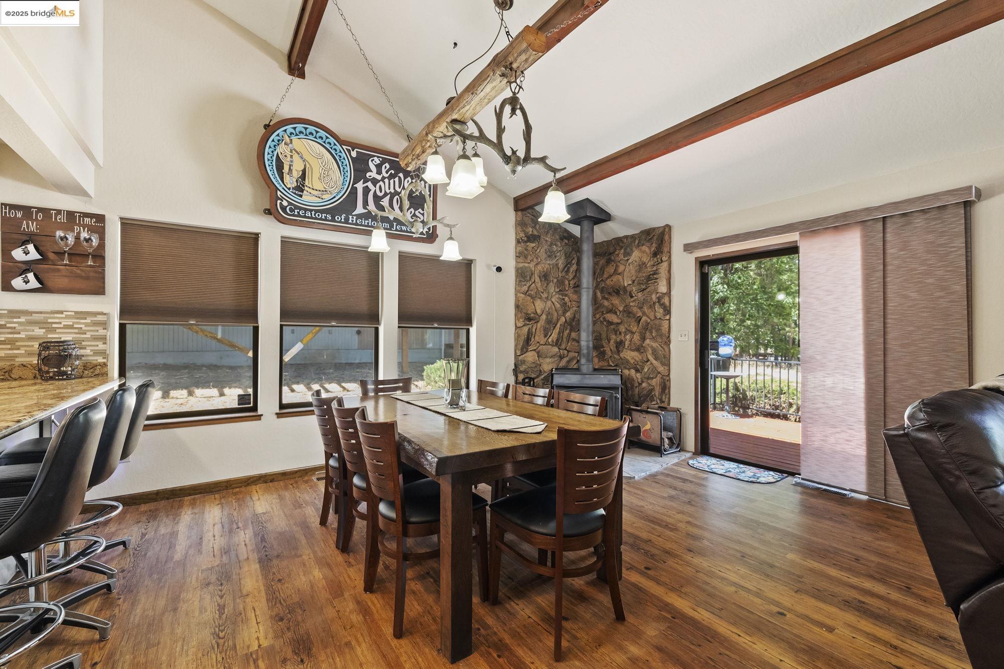 Detail Gallery Image 10 of 60 For 13048 Jackson Mill Dr, Groveland,  CA 95321 - 3 Beds | 2 Baths