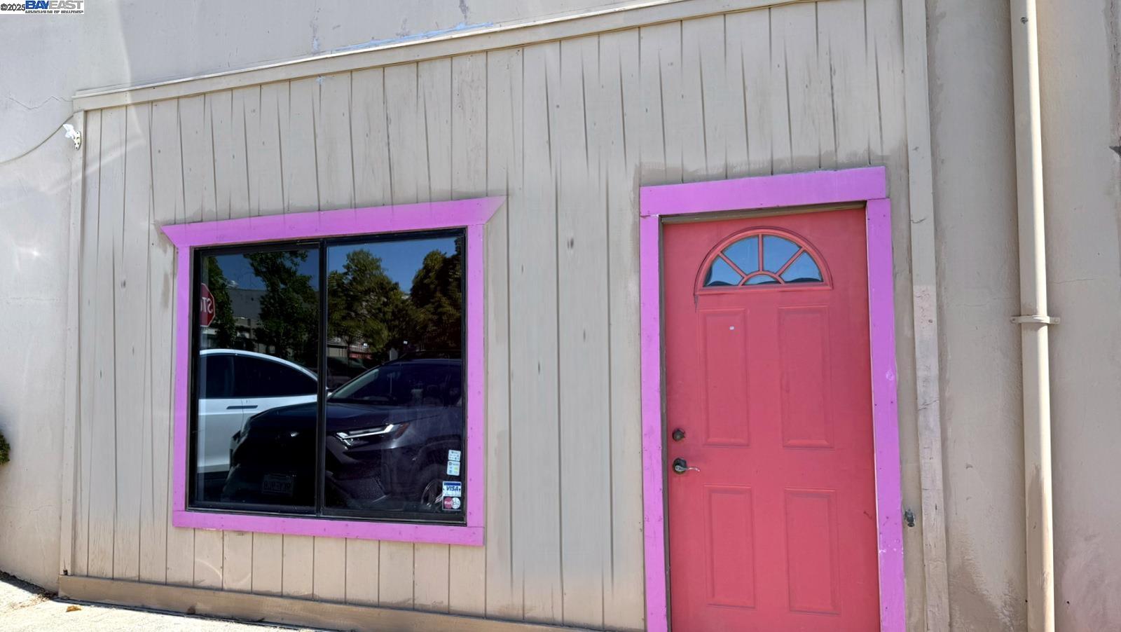Detail Gallery Image 2 of 6 For 800 1st Street, Benicia,  CA 94510 - – Beds | – Baths