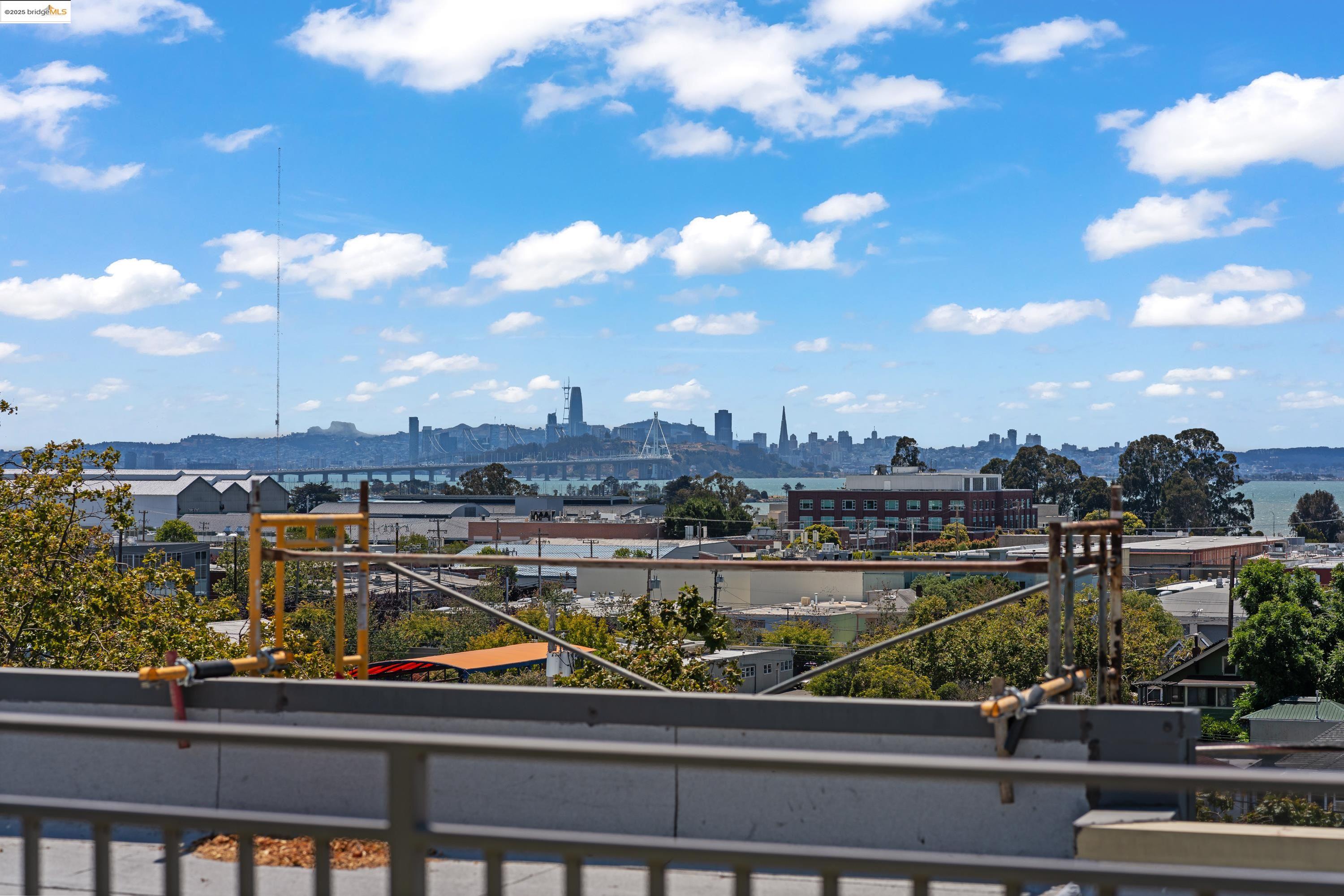 Detail Gallery Image 35 of 49 For 2747 San Pablo Avenue #217,  Berkeley,  CA 94702 - 1 Beds | 1/1 Baths