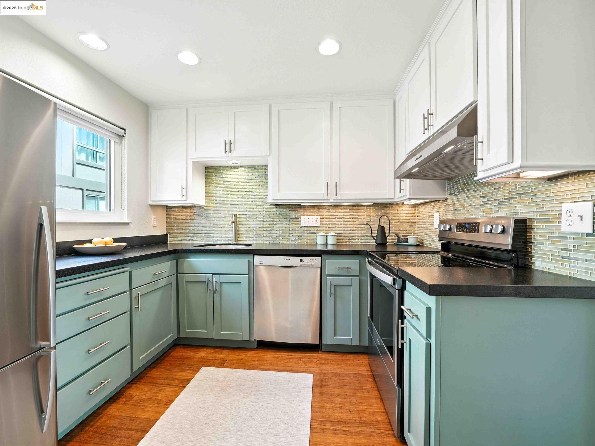 Photo #3: 41105430 Listing 