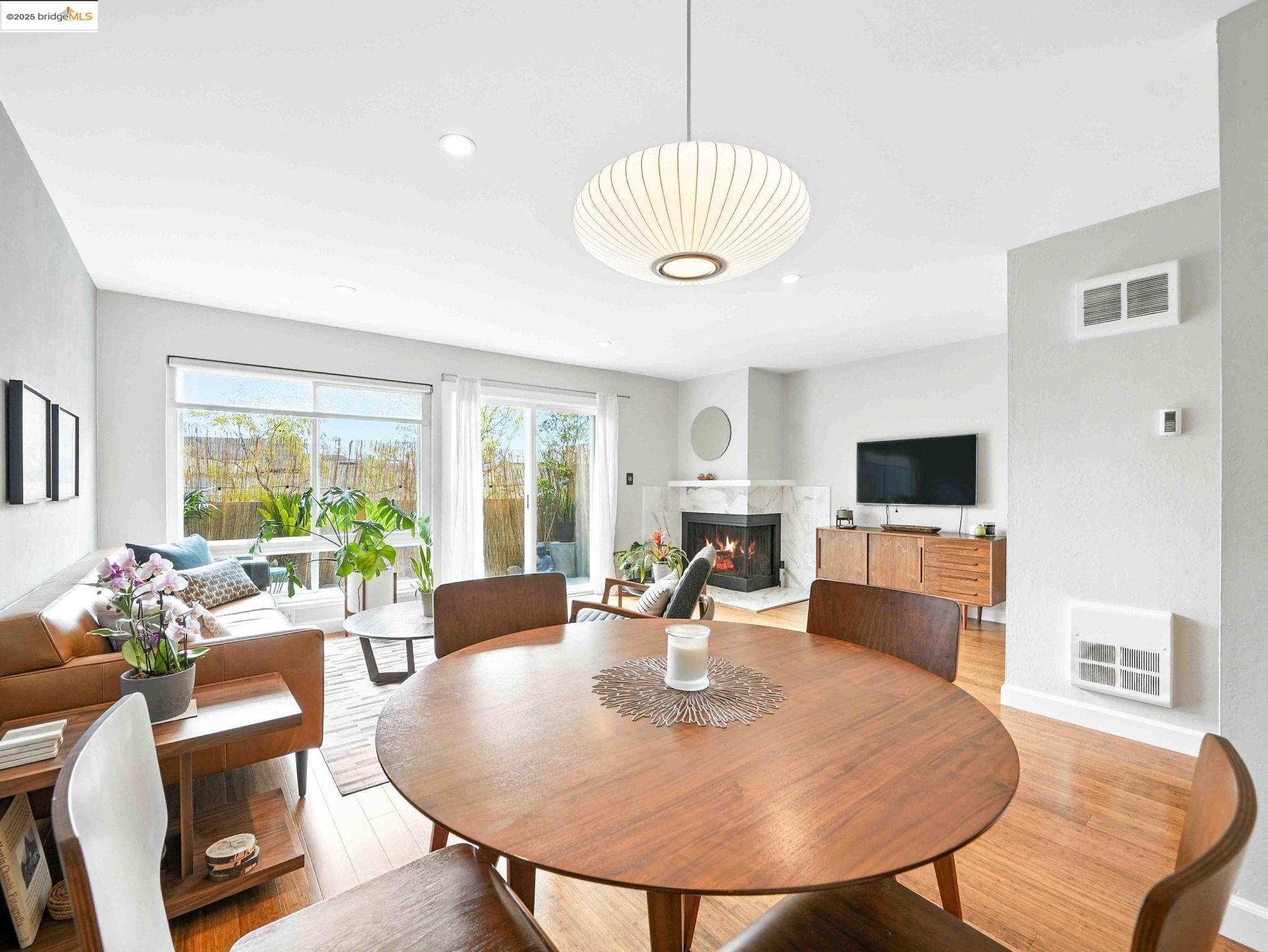Photo #4: 41105430 Listing 