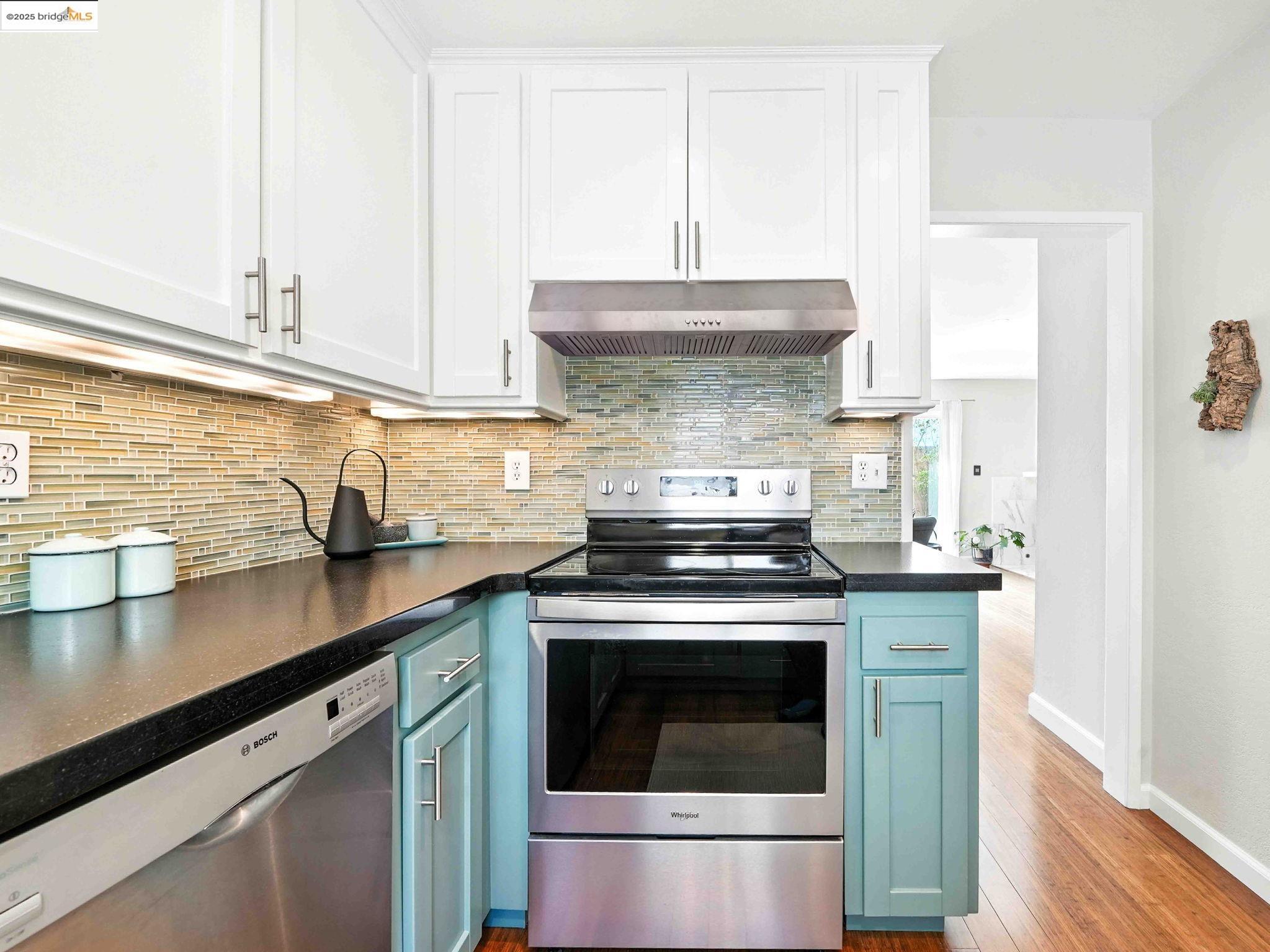 Photo #9: 41105430 Listing: Photo #9