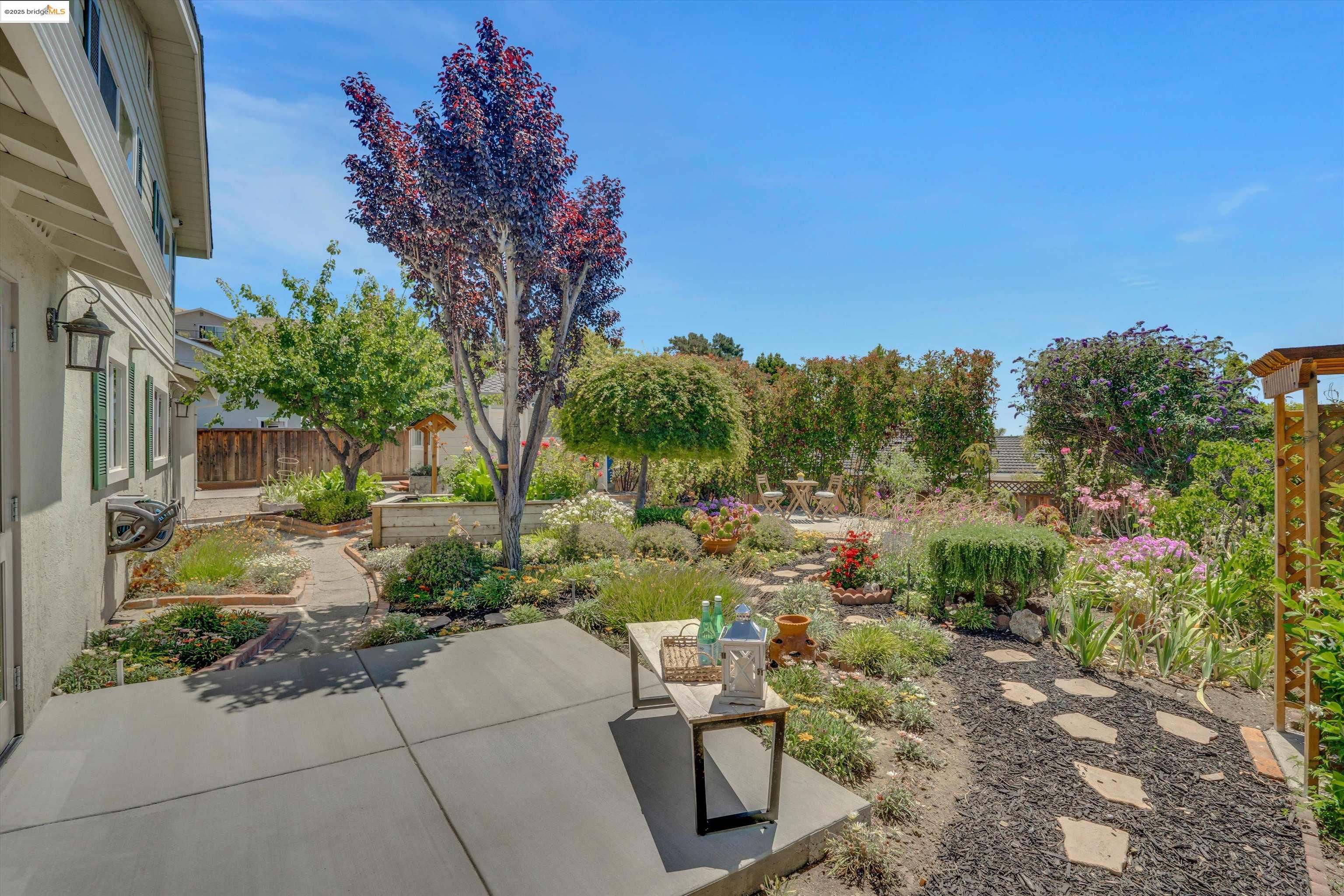 Detail Gallery Image 23 of 37 For 355 Appian Way, Union City,  CA 94587 - 5 Beds | 2 Baths
