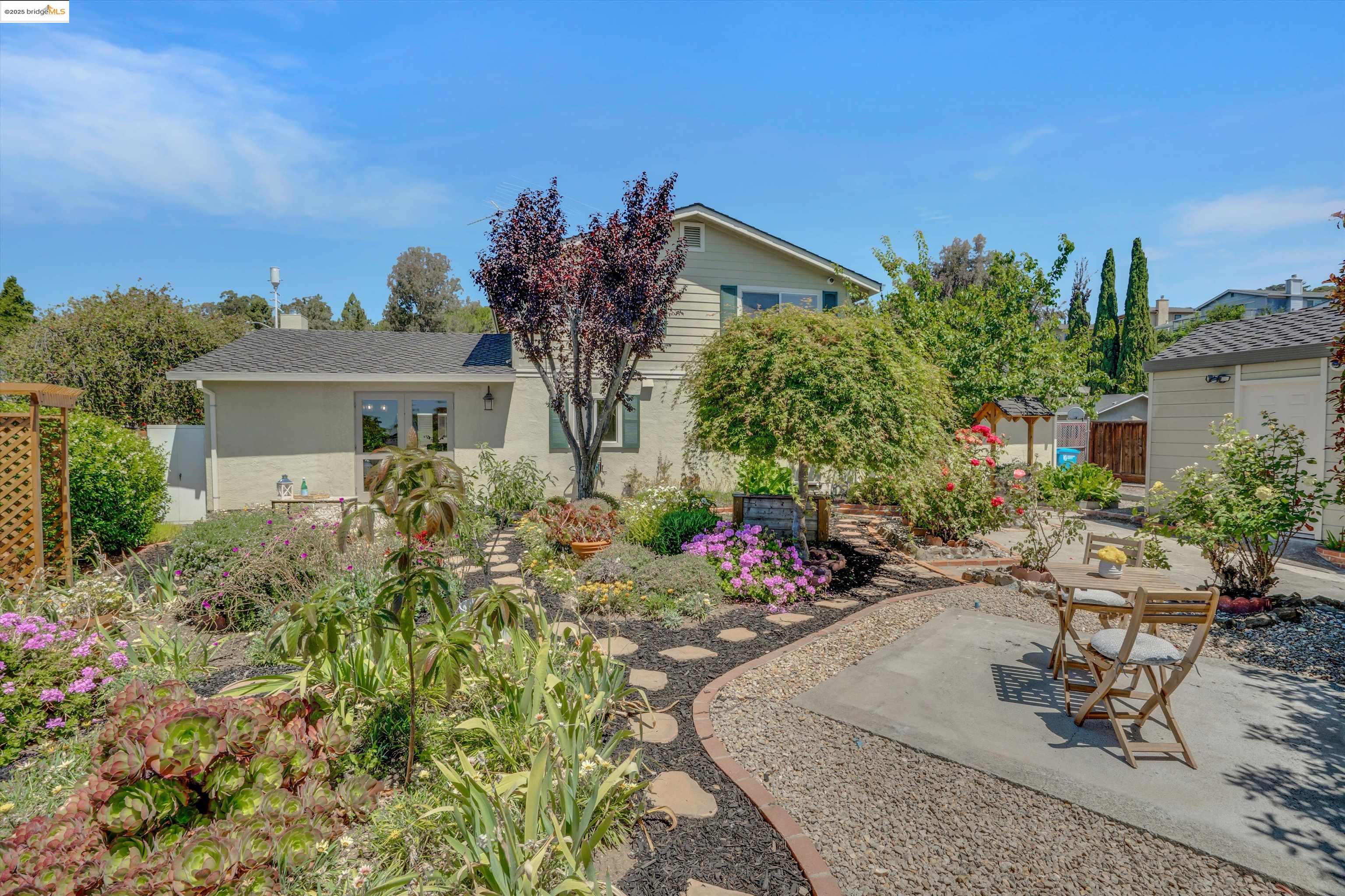 Detail Gallery Image 25 of 37 For 355 Appian Way, Union City,  CA 94587 - 5 Beds | 2 Baths