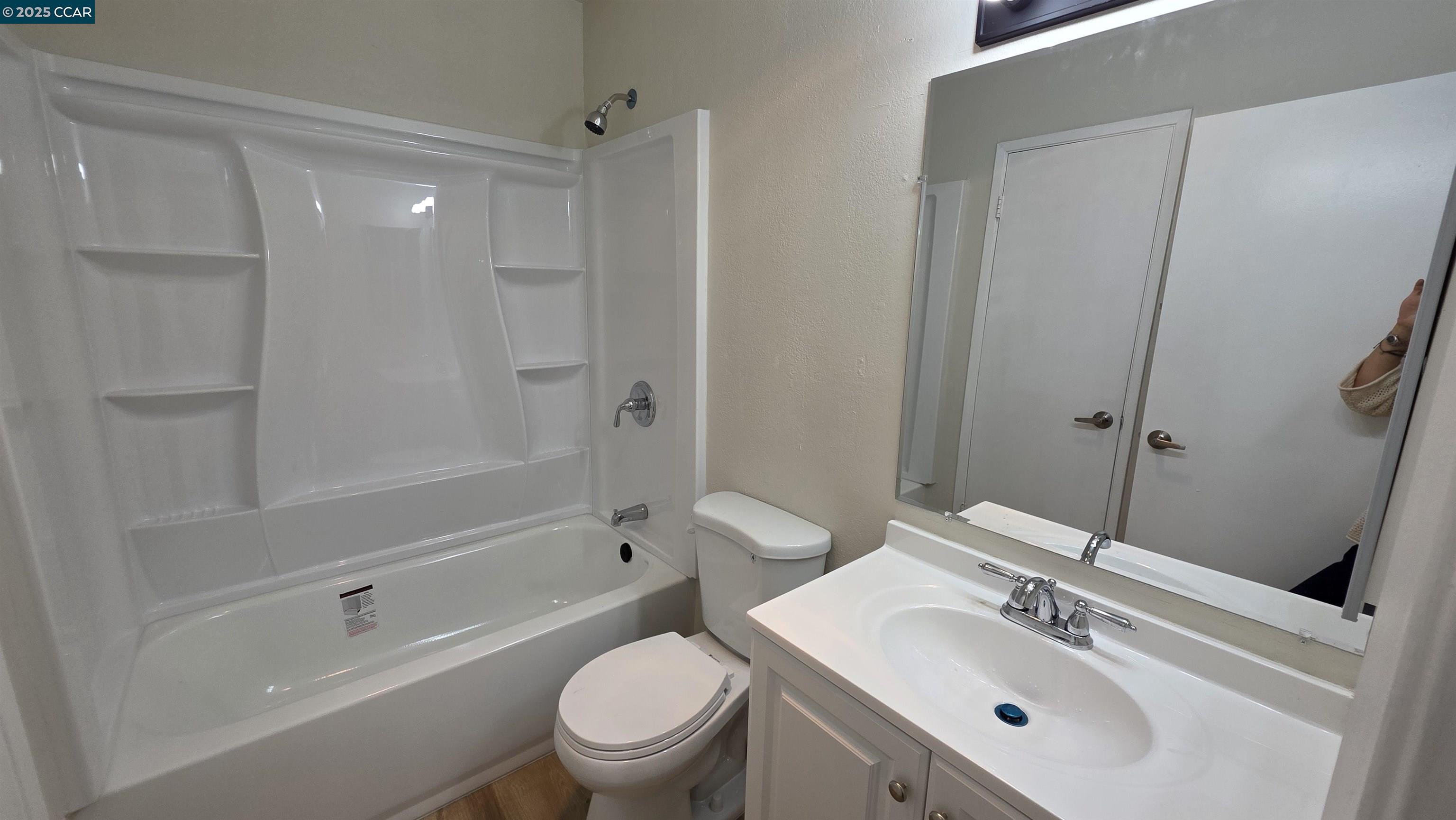 Detail Gallery Image 17 of 21 For 1333 N Camino Alto #238,  Vallejo,  CA 94589 - 2 Beds | 1 Baths