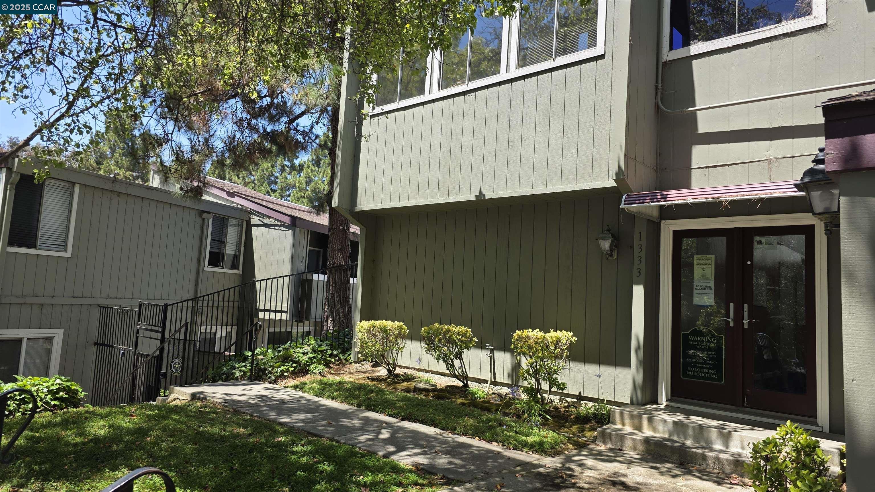 Detail Gallery Image 20 of 21 For 1333 N Camino Alto #238,  Vallejo,  CA 94589 - 2 Beds | 1 Baths