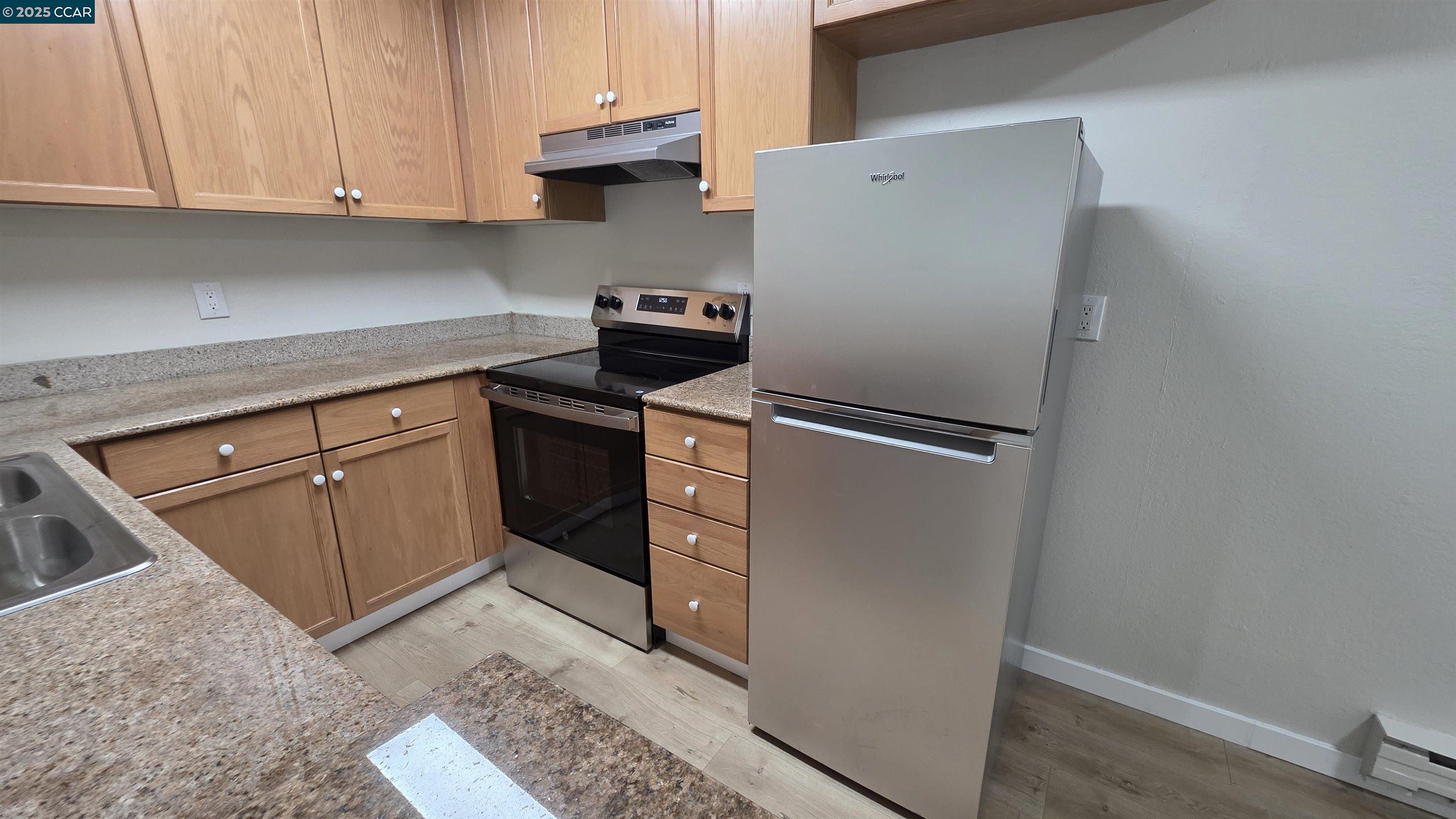 Detail Gallery Image 9 of 21 For 1333 N Camino Alto #238,  Vallejo,  CA 94589 - 2 Beds | 1 Baths