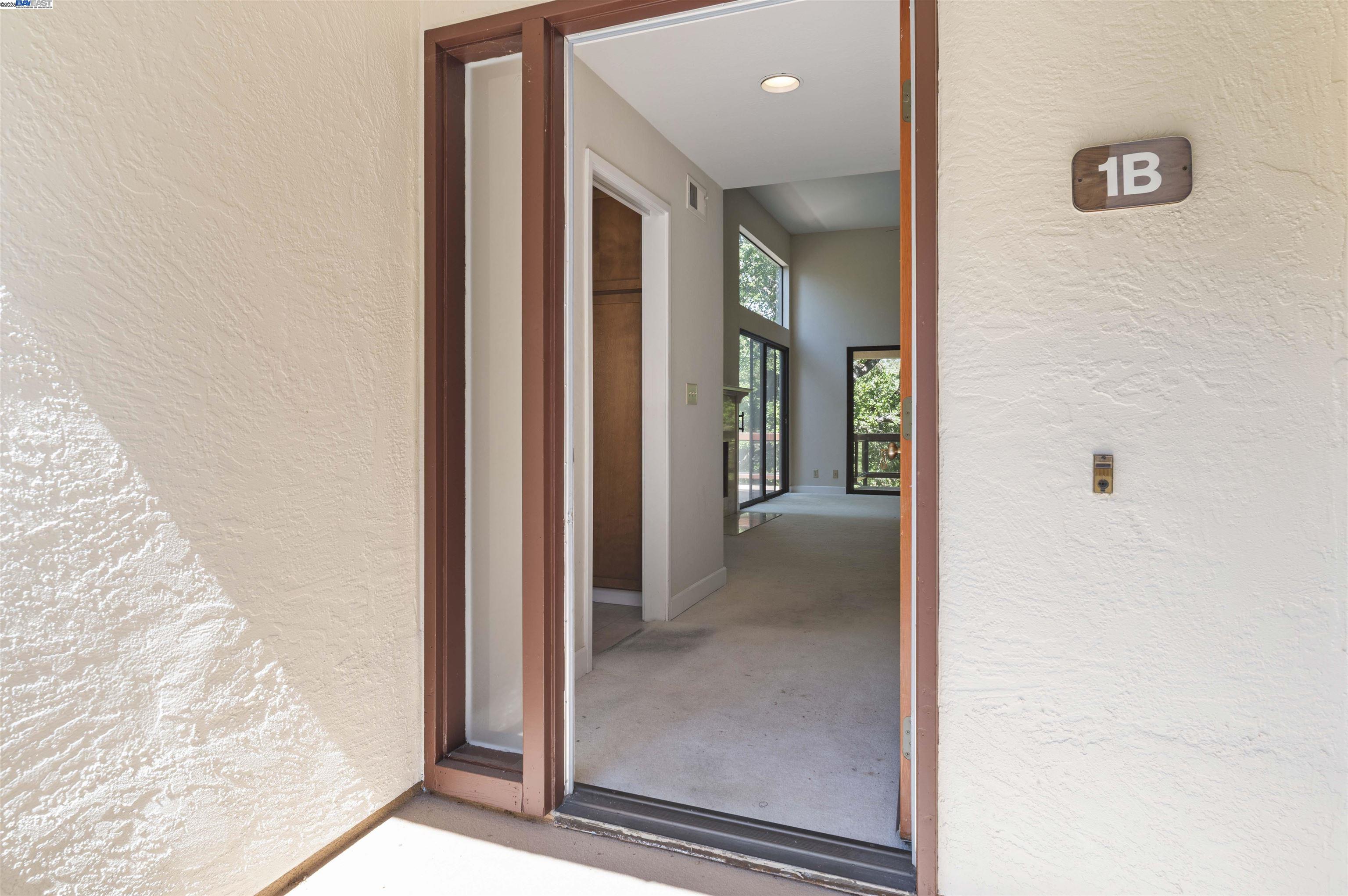Detail Gallery Image 3 of 24 For 3838 Terra Granada Dr 1b,  Walnut Creek,  CA 94595 - 2 Beds | 2 Baths