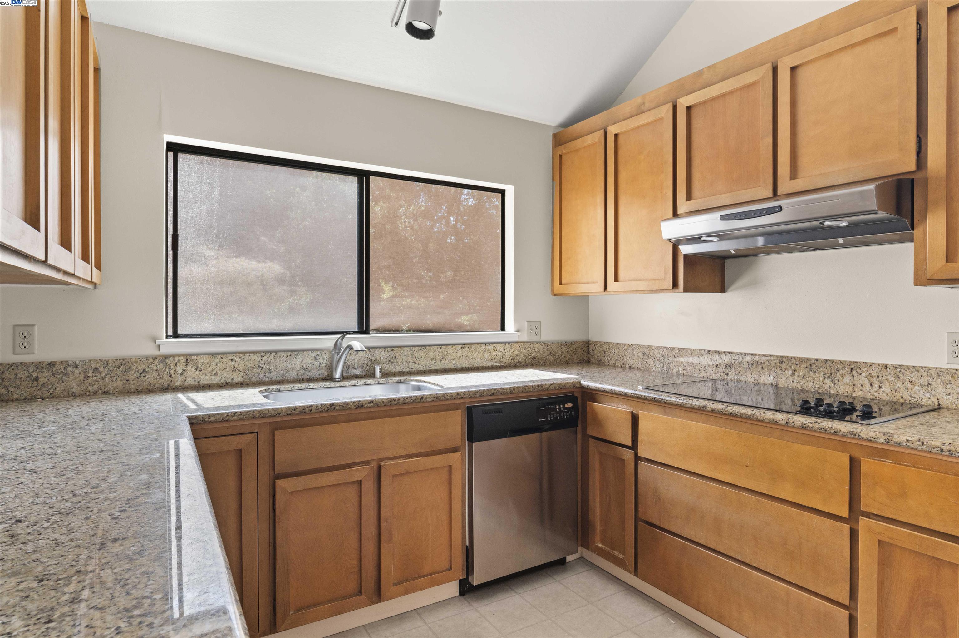 Detail Gallery Image 10 of 24 For 3838 Terra Granada Dr 1b,  Walnut Creek,  CA 94595 - 2 Beds | 2 Baths