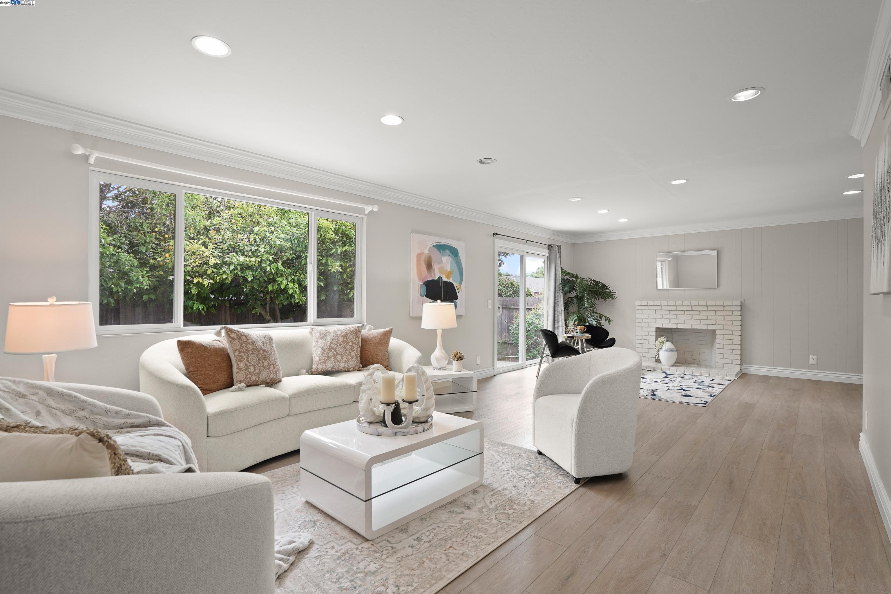 Detail Gallery Image 1 of 35 For 501 Amherst Ct a,  San Ramon,  CA 94583 - 3 Beds | 2 Baths