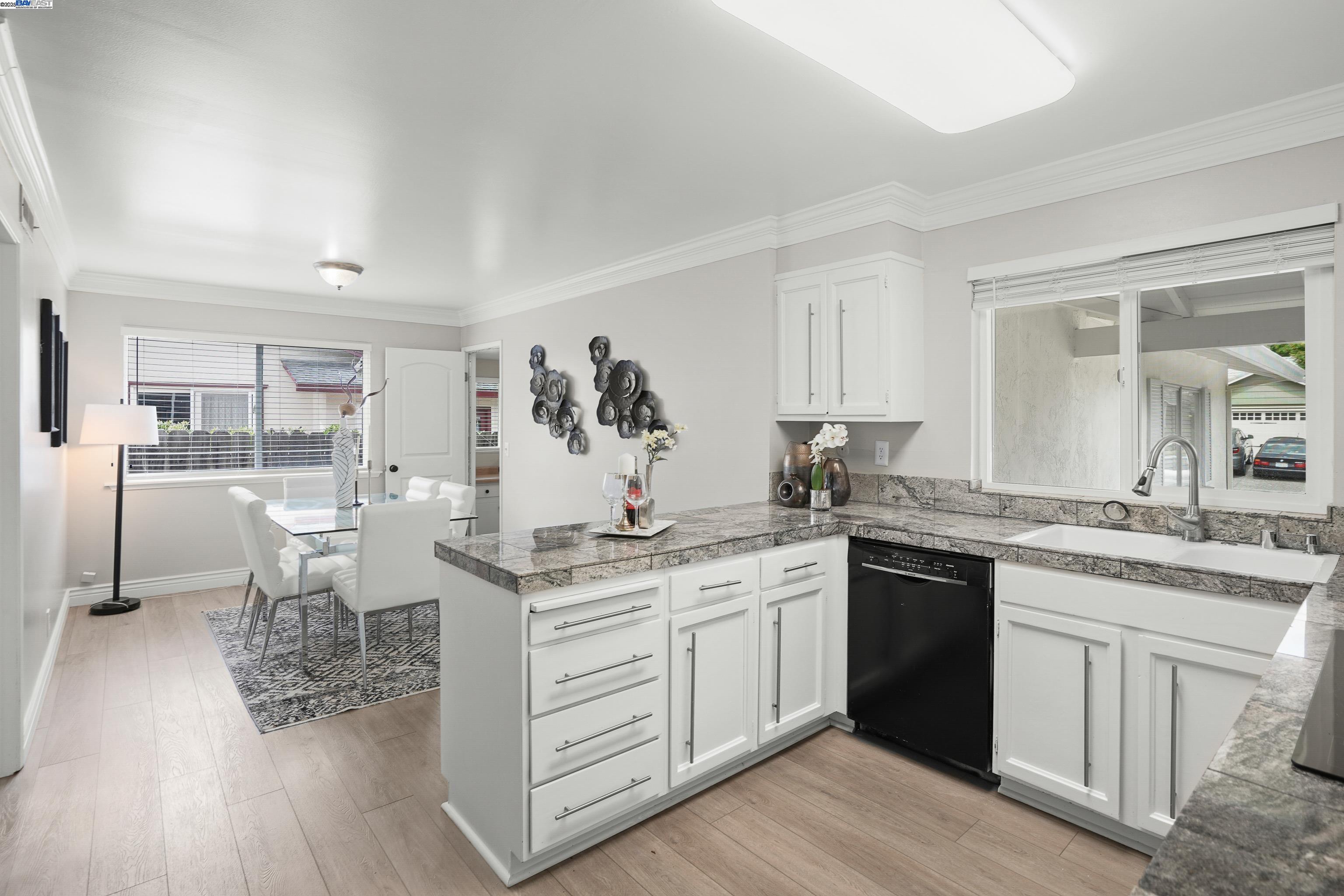 Detail Gallery Image 11 of 35 For 501 Amherst Ct a,  San Ramon,  CA 94583 - 3 Beds | 2 Baths