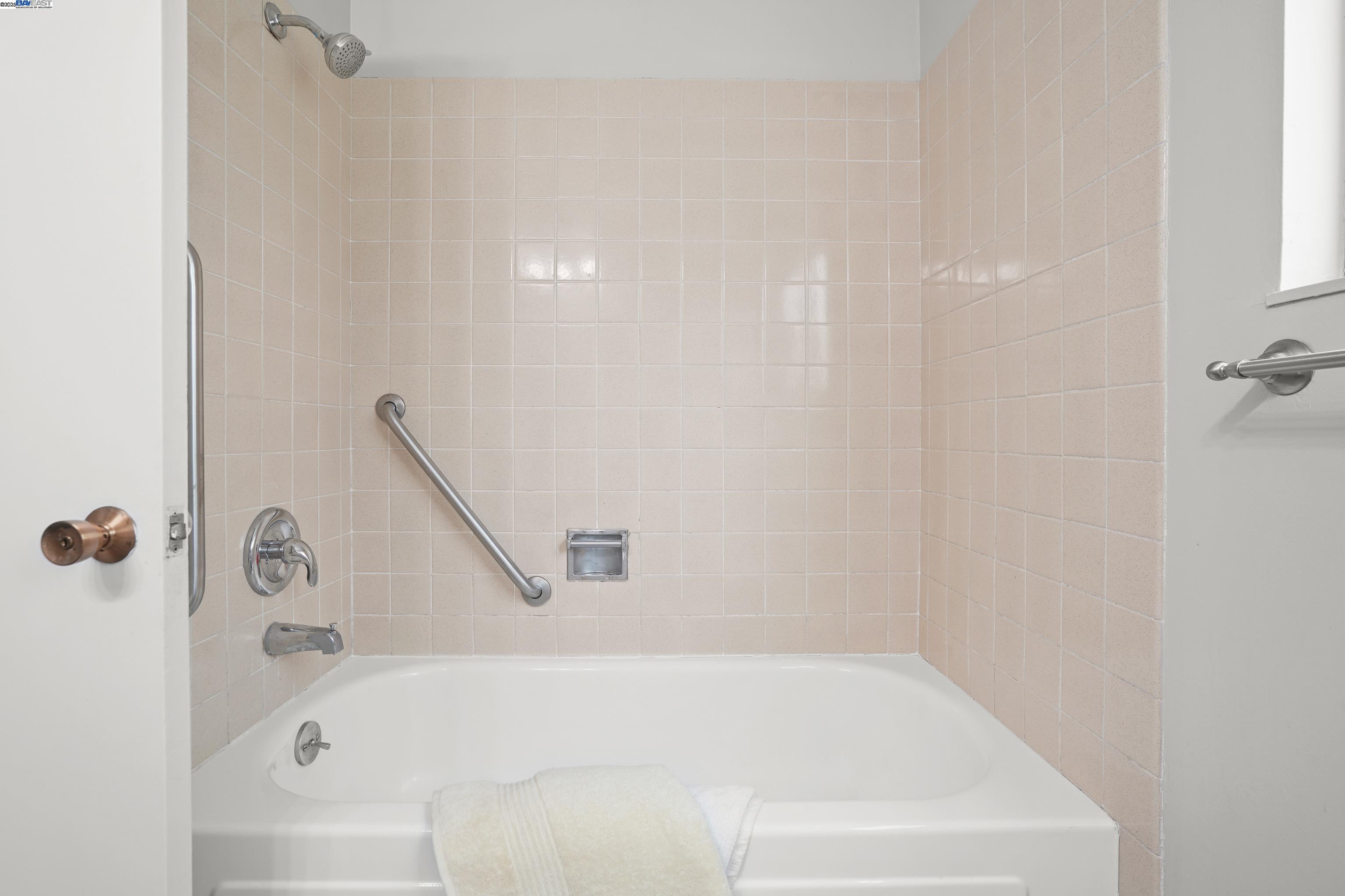 Detail Gallery Image 23 of 35 For 501 Amherst Ct a,  San Ramon,  CA 94583 - 3 Beds | 2 Baths