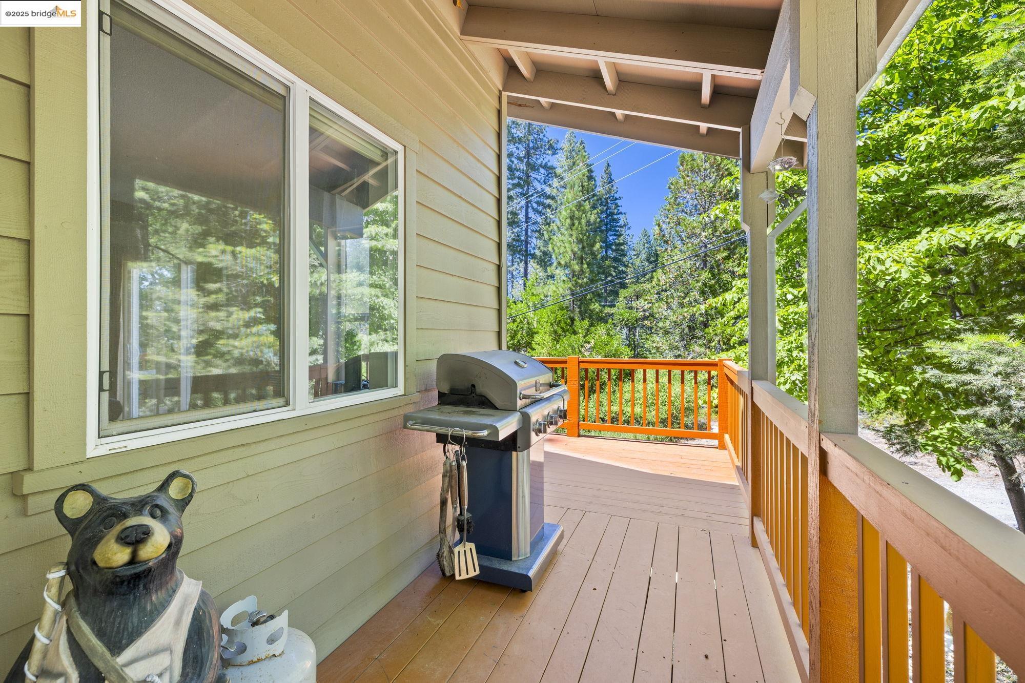 Detail Gallery Image 11 of 28 For 24685 Tramway Rd, Mi Wuk Village,  CA 95346 - 3 Beds | 2 Baths