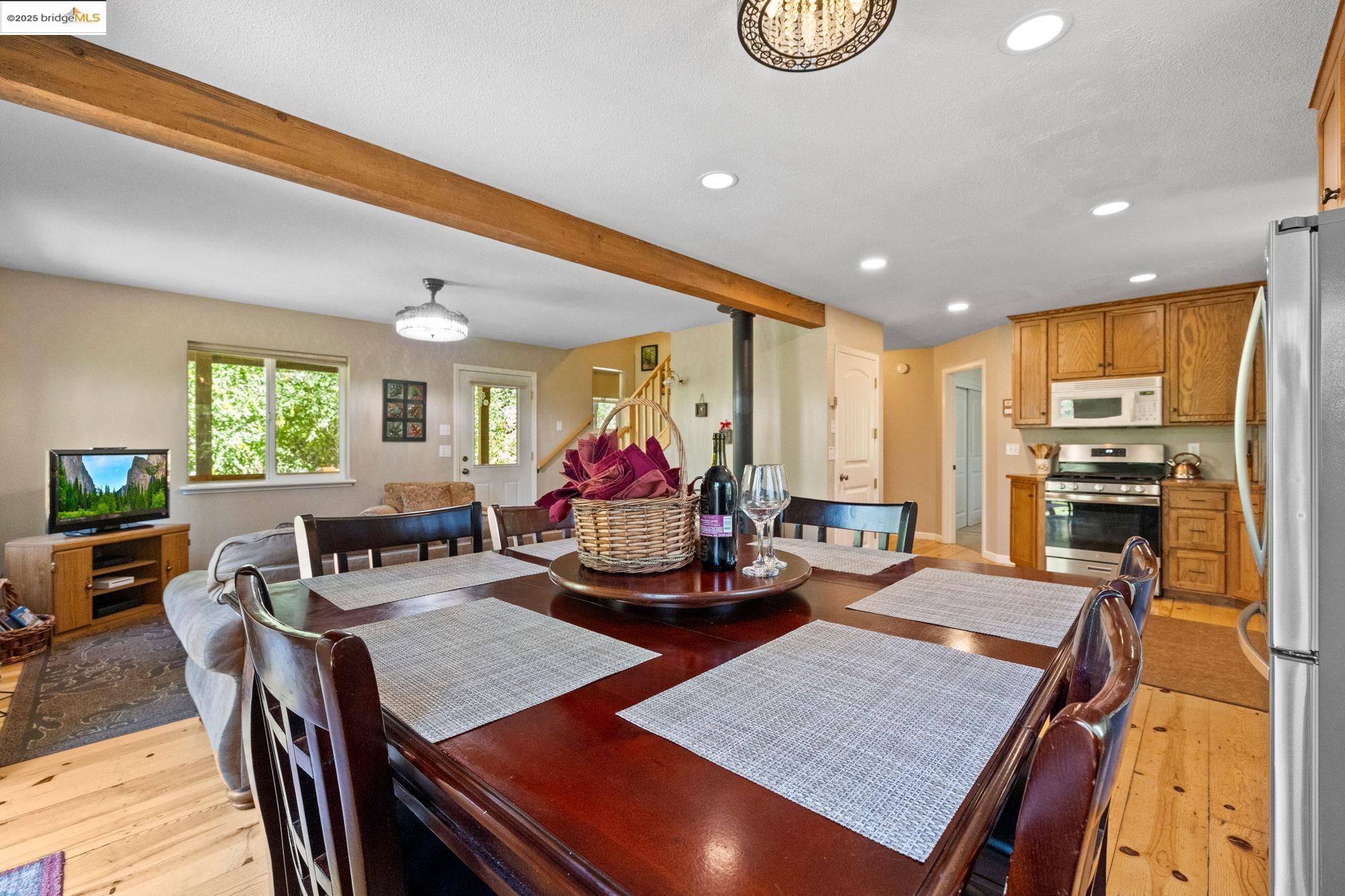 Detail Gallery Image 19 of 28 For 24685 Tramway Rd, Mi Wuk Village,  CA 95346 - 3 Beds | 2 Baths