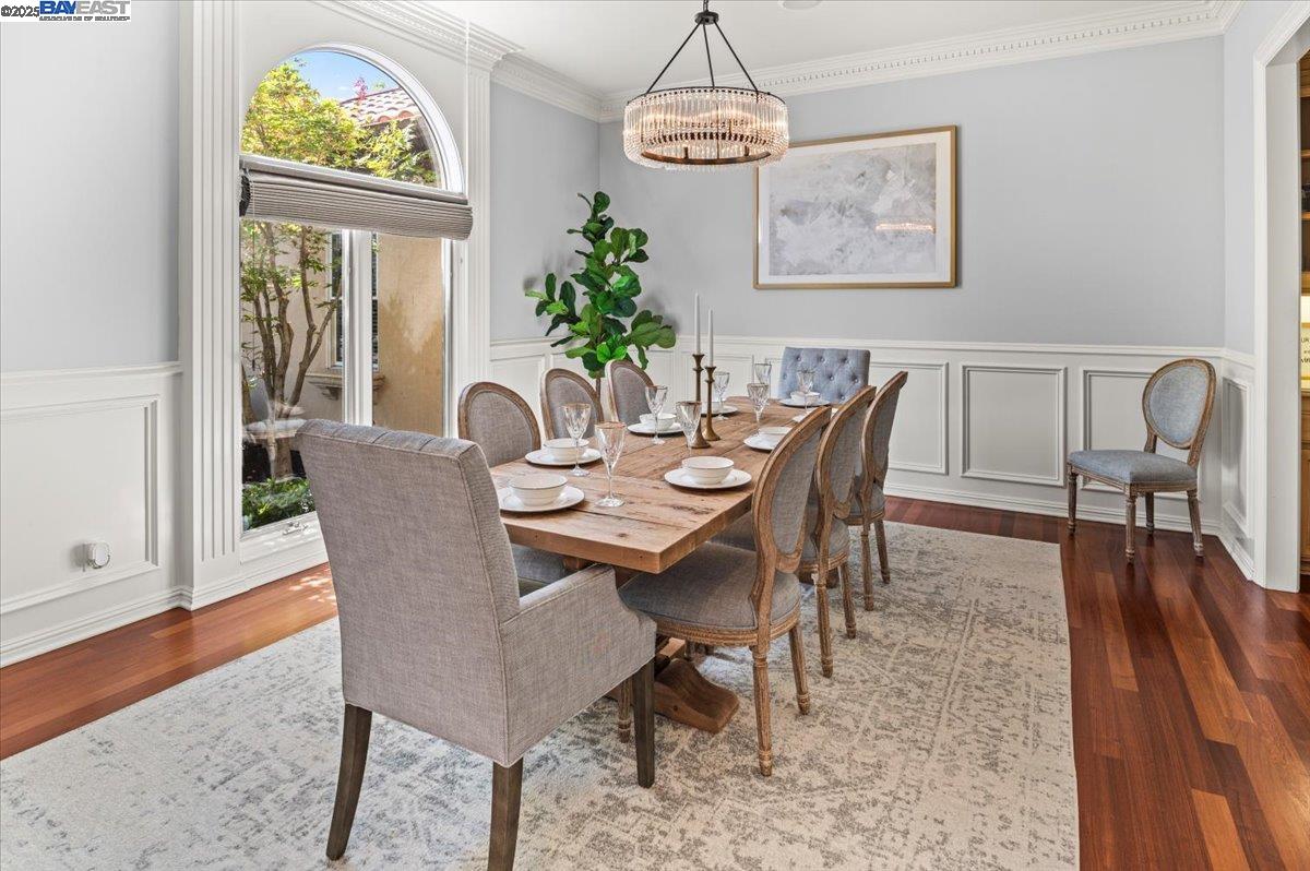 Detail Gallery Image 12 of 60 For 1137 via Di Salerno, Pleasanton,  CA 94566 - 5 Beds | 4/1 Baths
