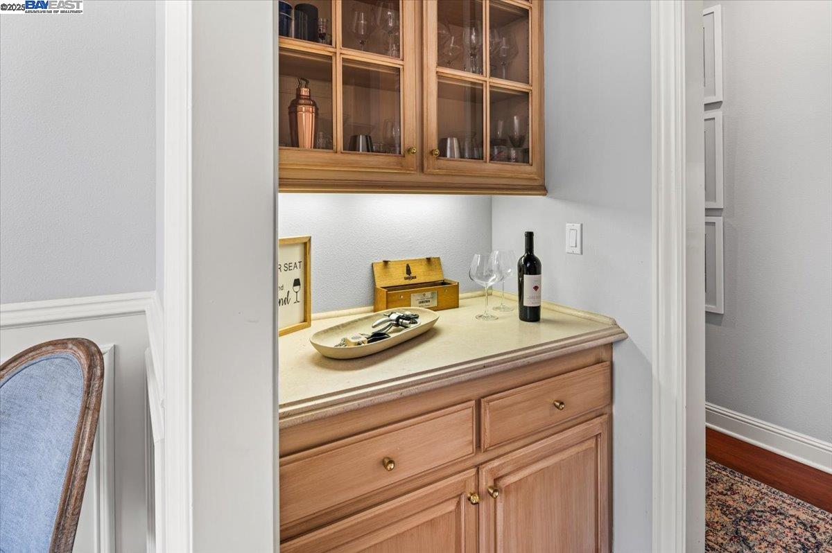 Detail Gallery Image 14 of 60 For 1137 via Di Salerno, Pleasanton,  CA 94566 - 5 Beds | 4/1 Baths