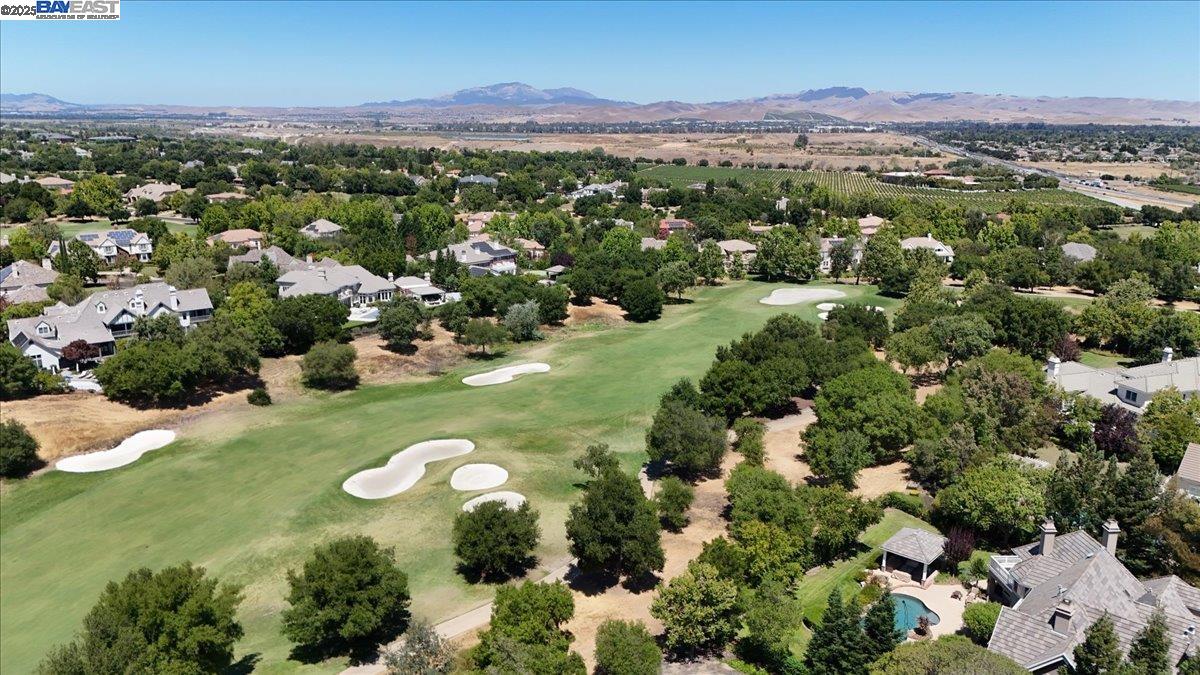 Detail Gallery Image 38 of 60 For 1137 via Di Salerno, Pleasanton,  CA 94566 - 5 Beds | 4/1 Baths