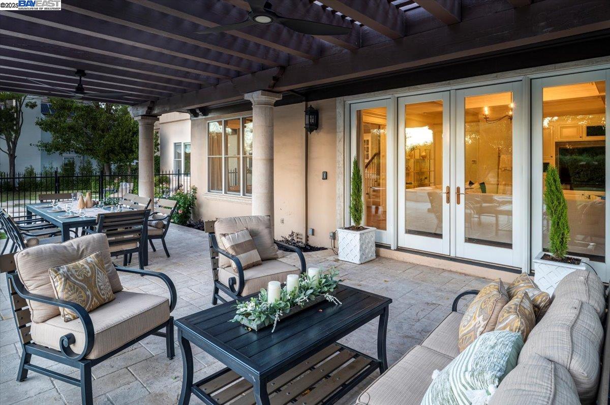 Detail Gallery Image 41 of 60 For 1137 via Di Salerno, Pleasanton,  CA 94566 - 5 Beds | 4/1 Baths