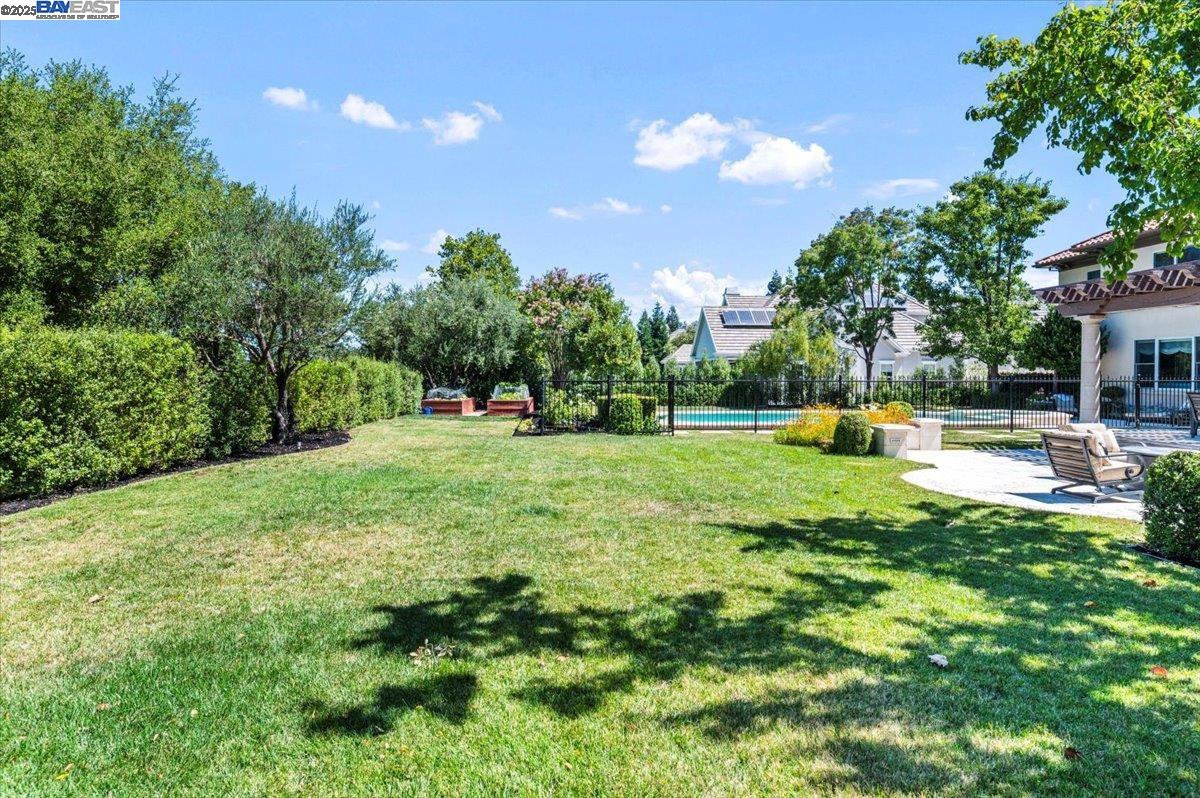 Detail Gallery Image 46 of 60 For 1137 via Di Salerno, Pleasanton,  CA 94566 - 5 Beds | 4/1 Baths