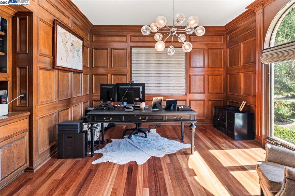 Detail Gallery Image 9 of 60 For 1137 via Di Salerno, Pleasanton,  CA 94566 - 5 Beds | 4/1 Baths