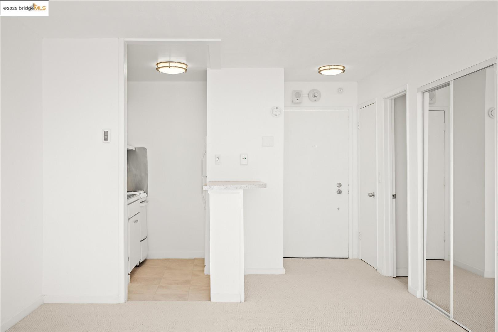 Detail Gallery Image 12 of 57 For 7 Commodore Dr #A260,  Emeryville,  CA 94608 - 0 Beds | 1 Baths